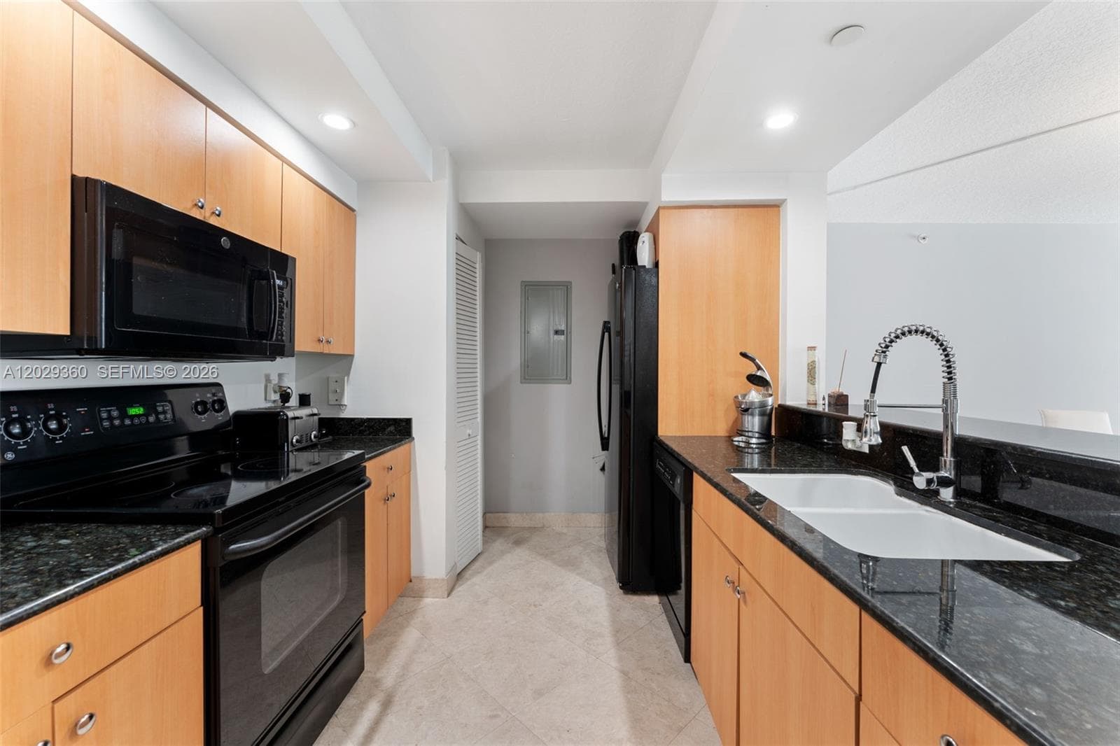 6917 Collins Ave 607 photo 4