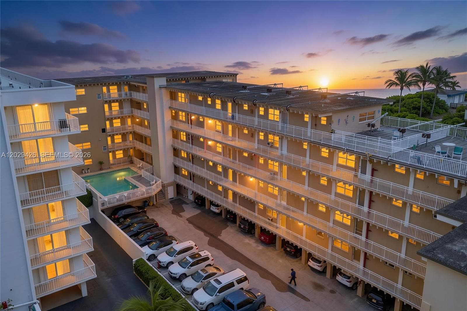 4500 S Ocean Blvd 405 photo 2