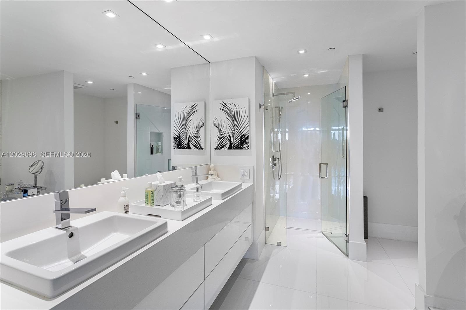 2122 Fisher Island Dr 2122 photo 23