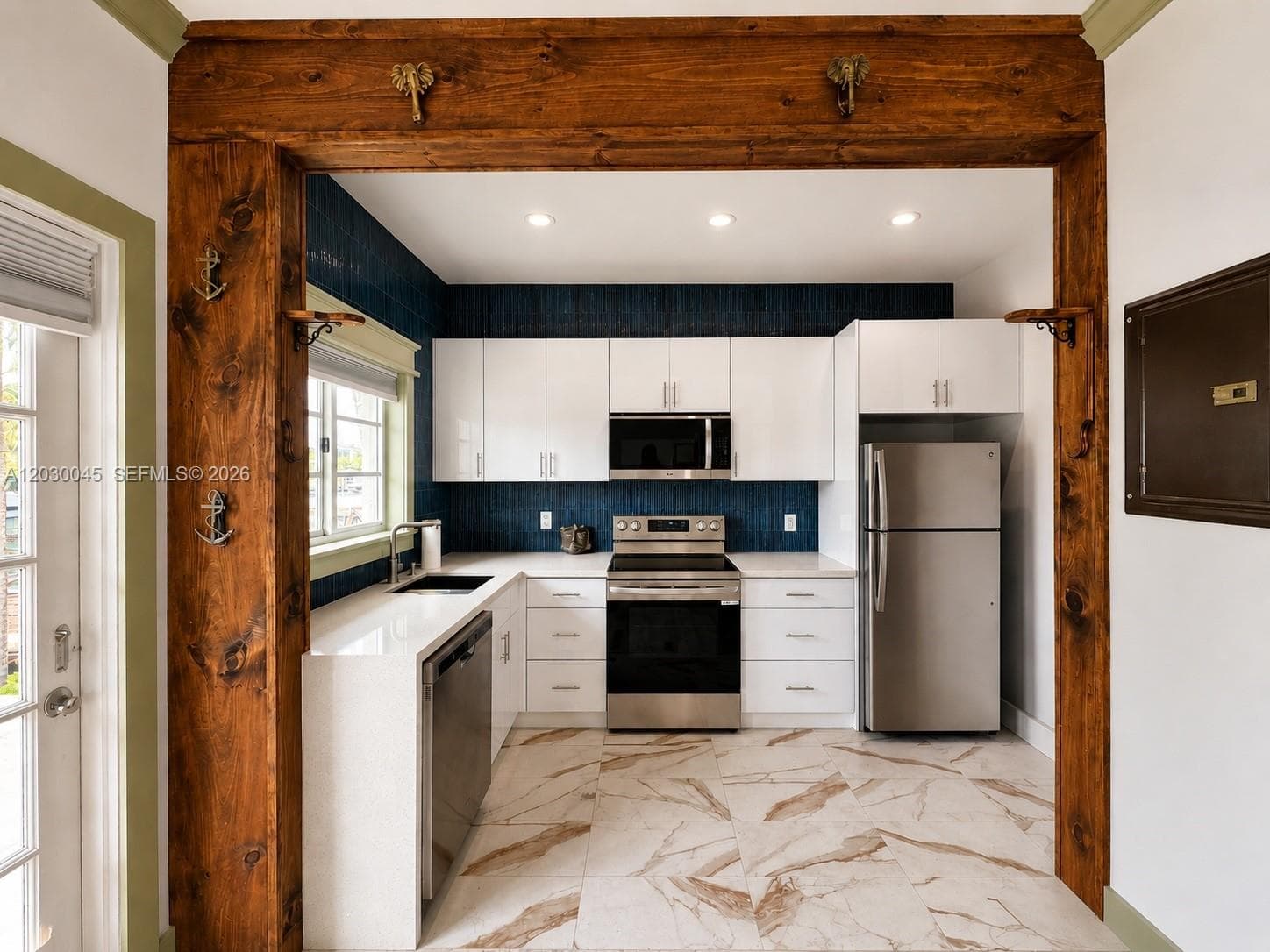 2137 Calais Dr 5 photo 6