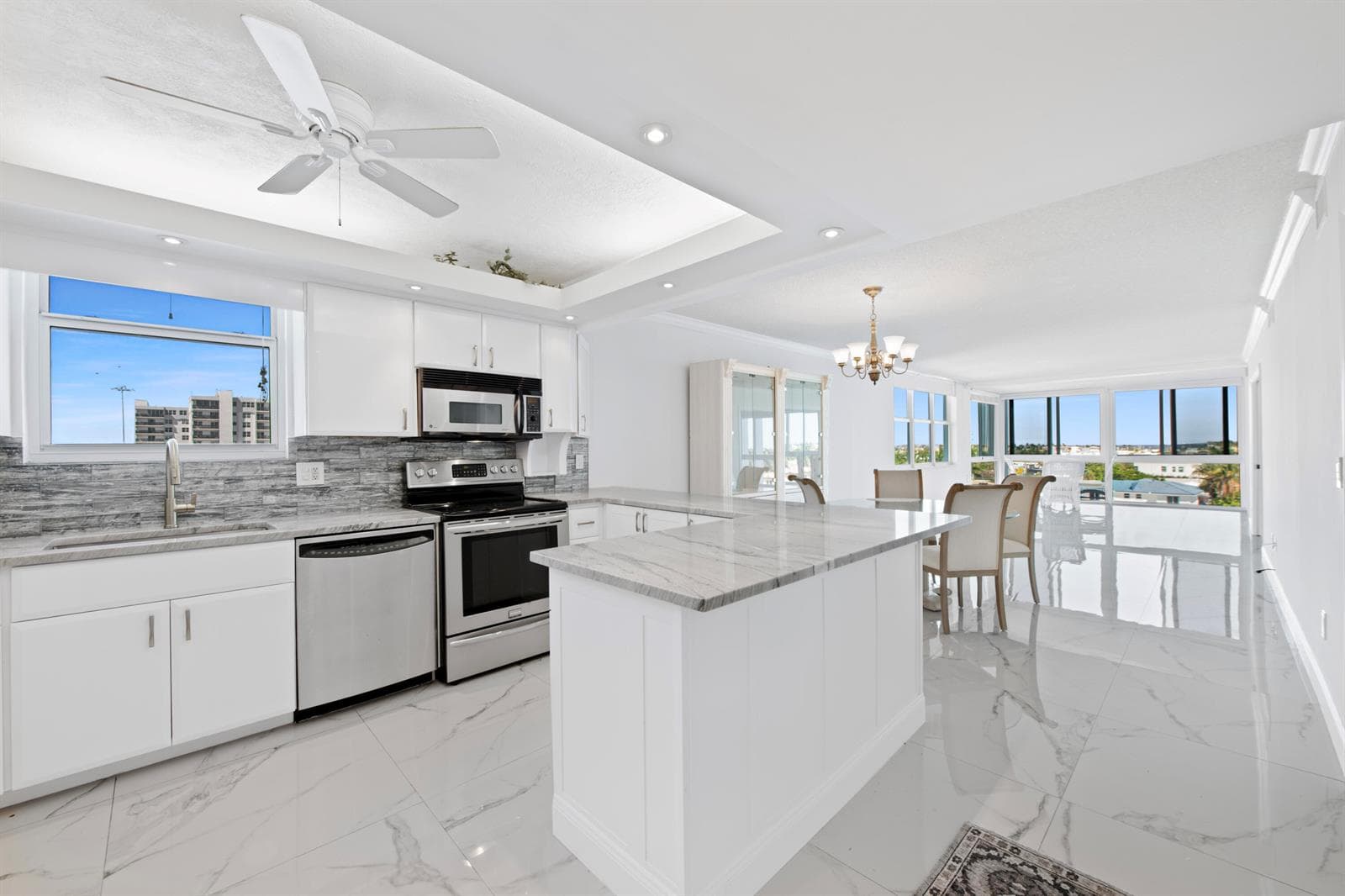 3100 NE 49th Street #601 5