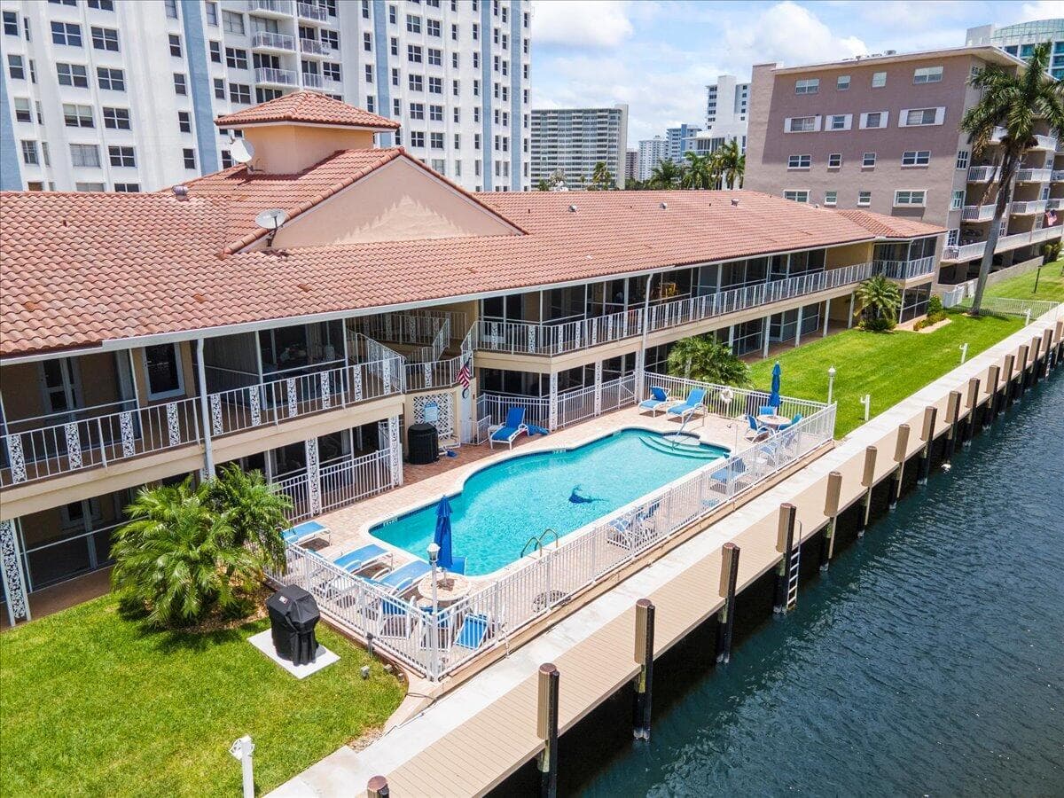 2864 NE 33rd Court #205 1