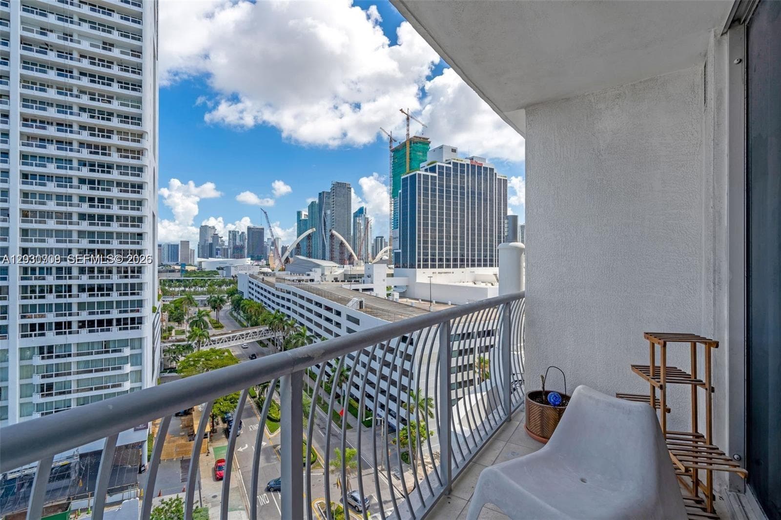 1750 N Bayshore Dr 1204 photo 16