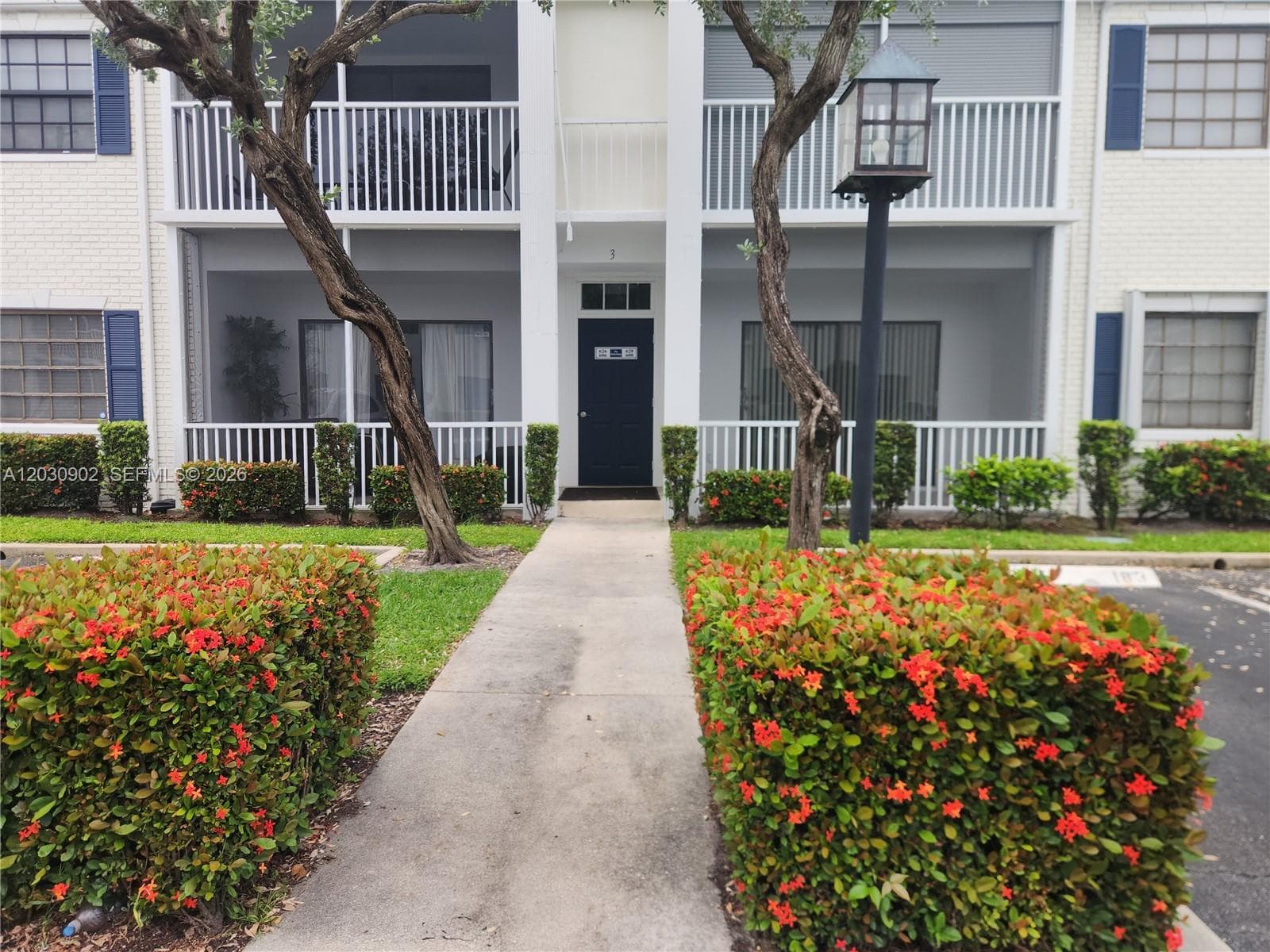 160 Cypress Club Dr #608 2
