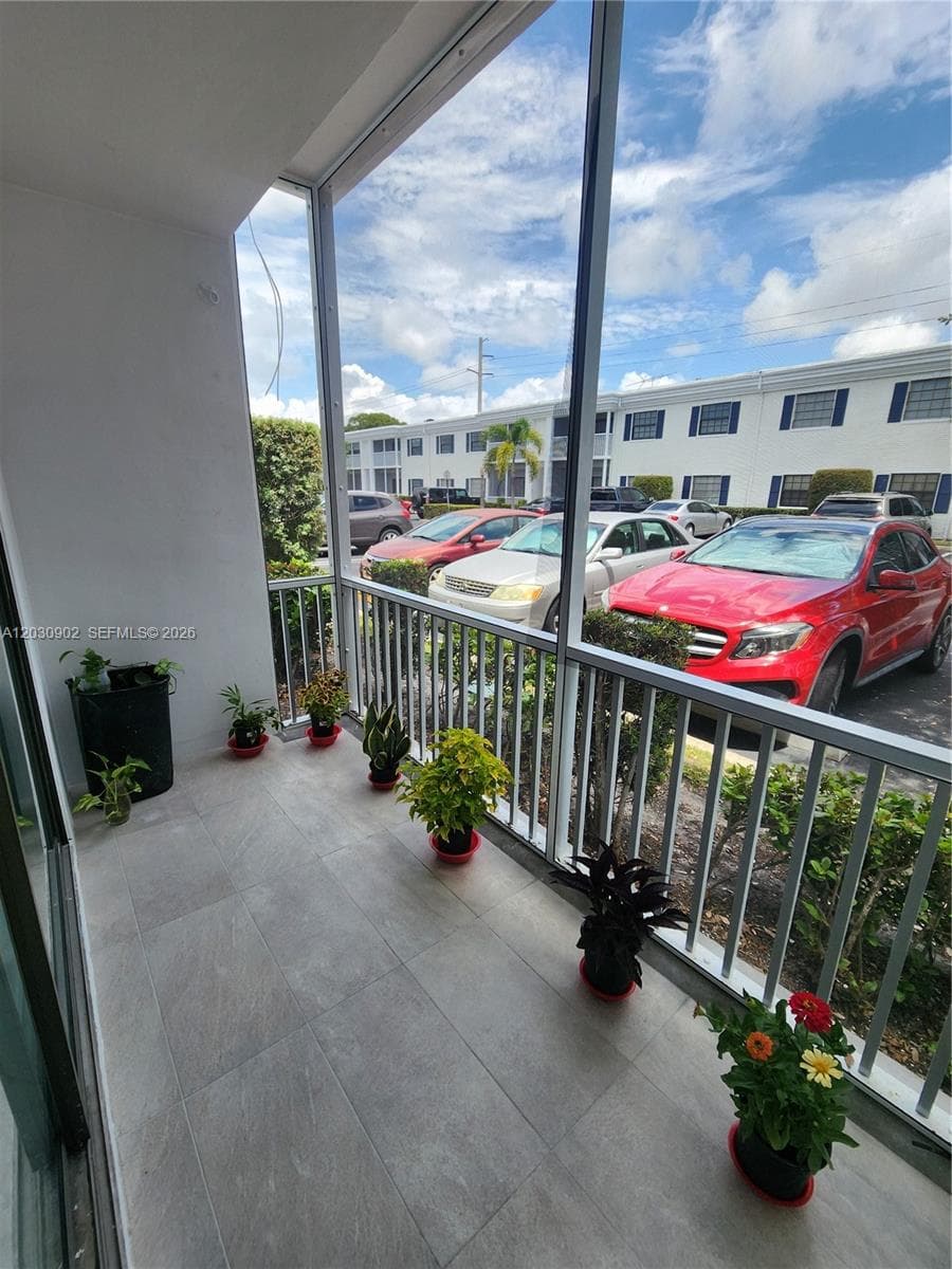 160 Cypress Club Dr 608 photo 13