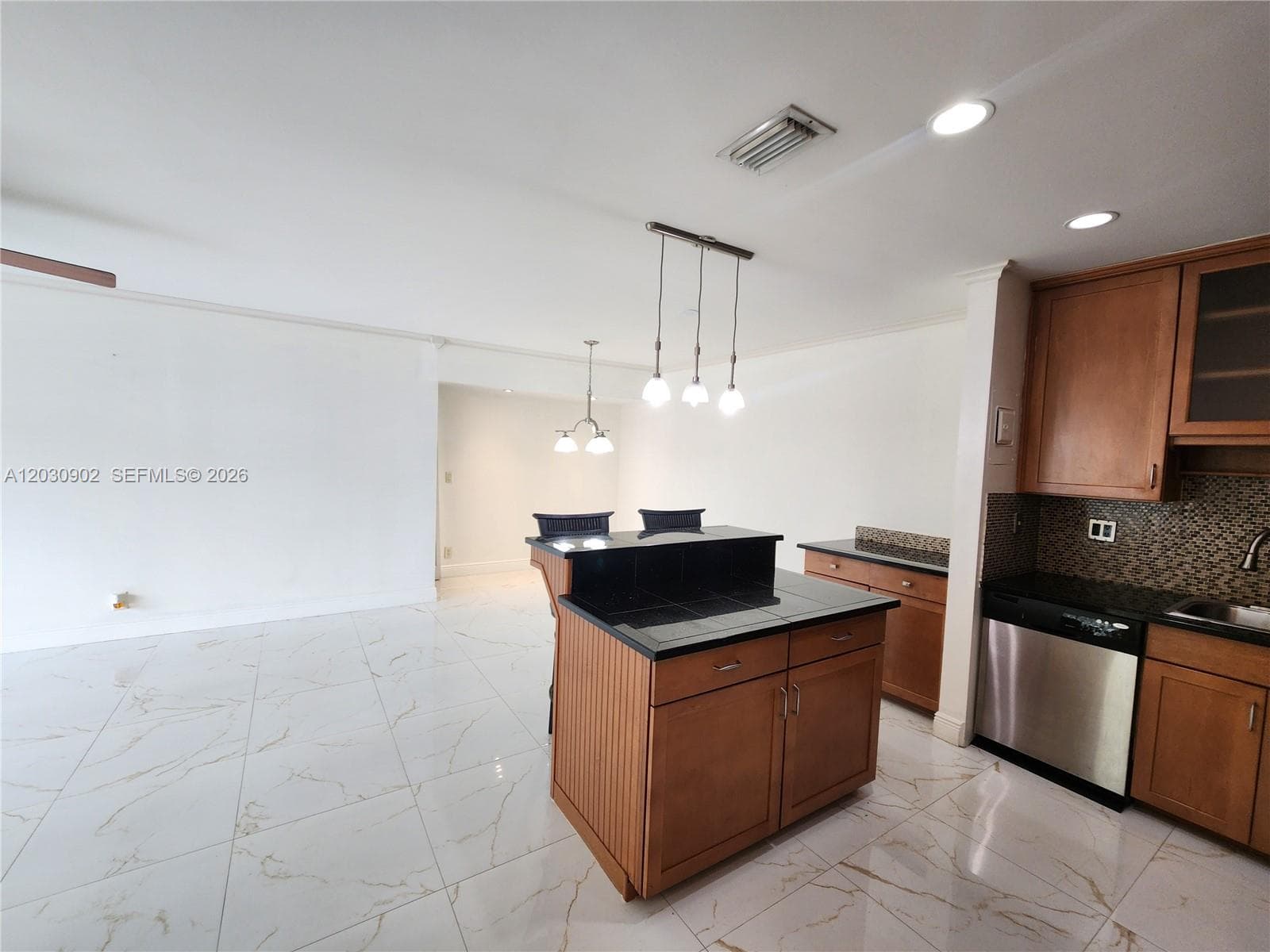 160 Cypress Club Dr #608 5