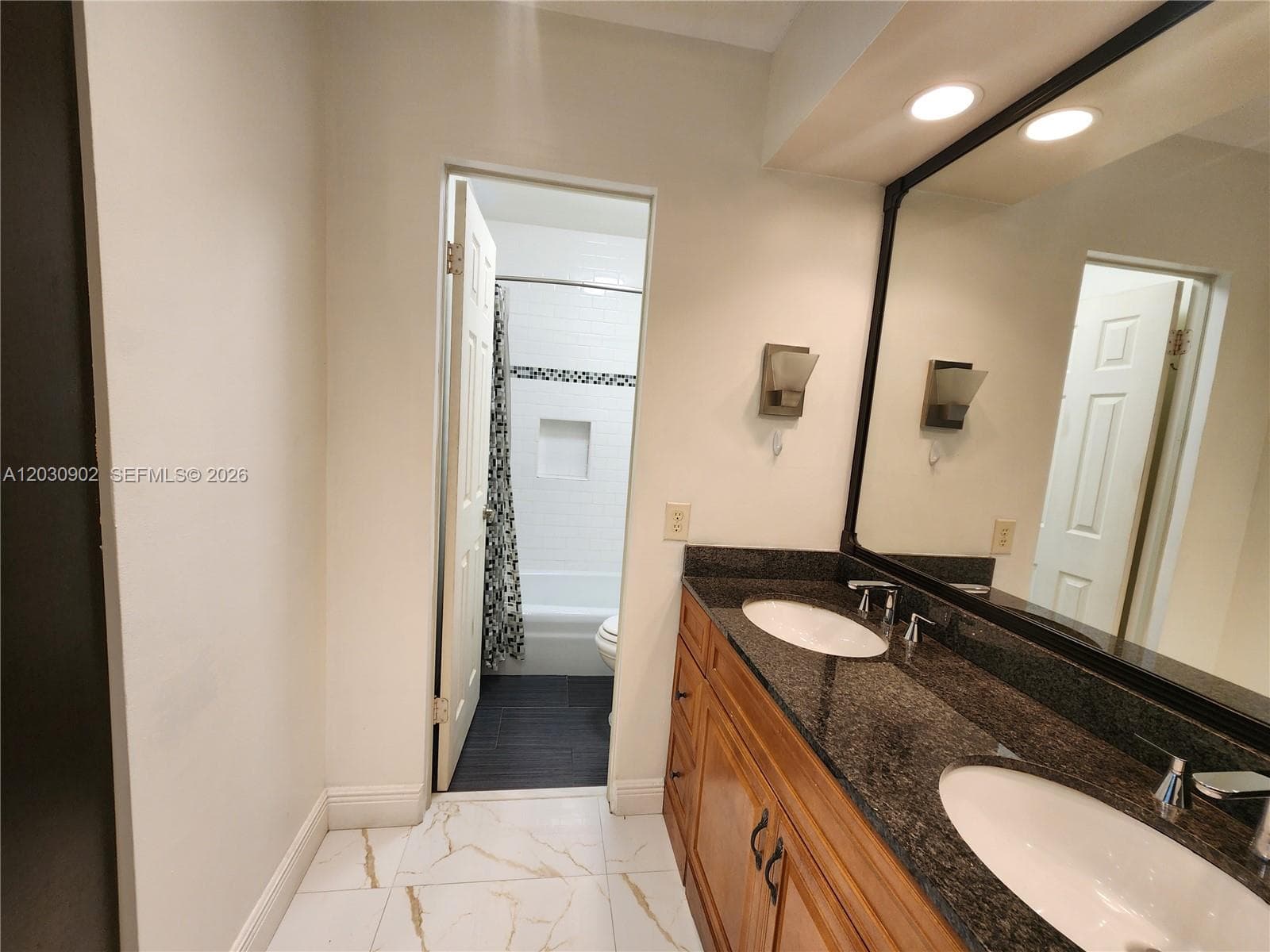 160 Cypress Club Dr 608 photo 9