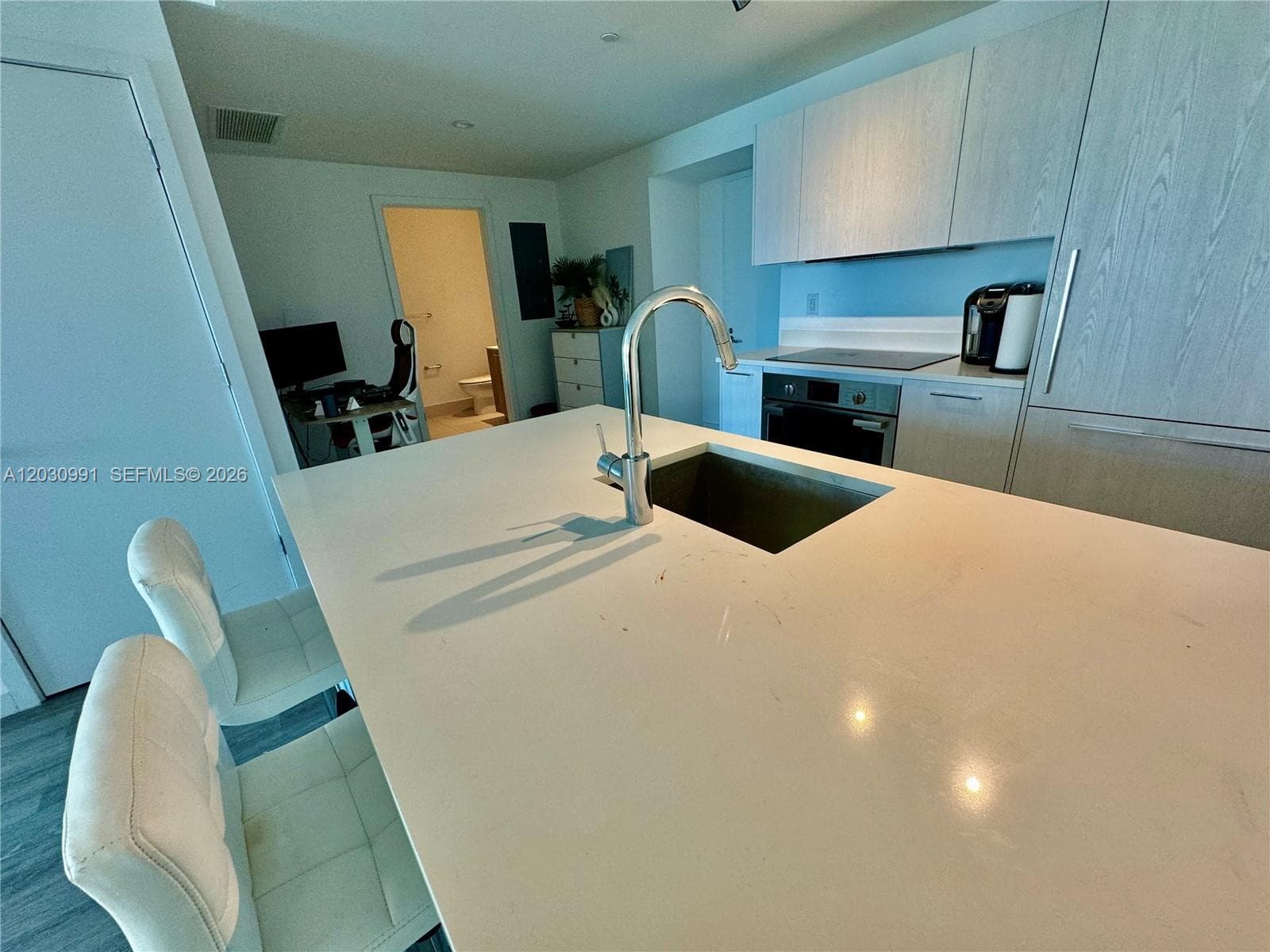 501 NE 31st St 2903 photo 12