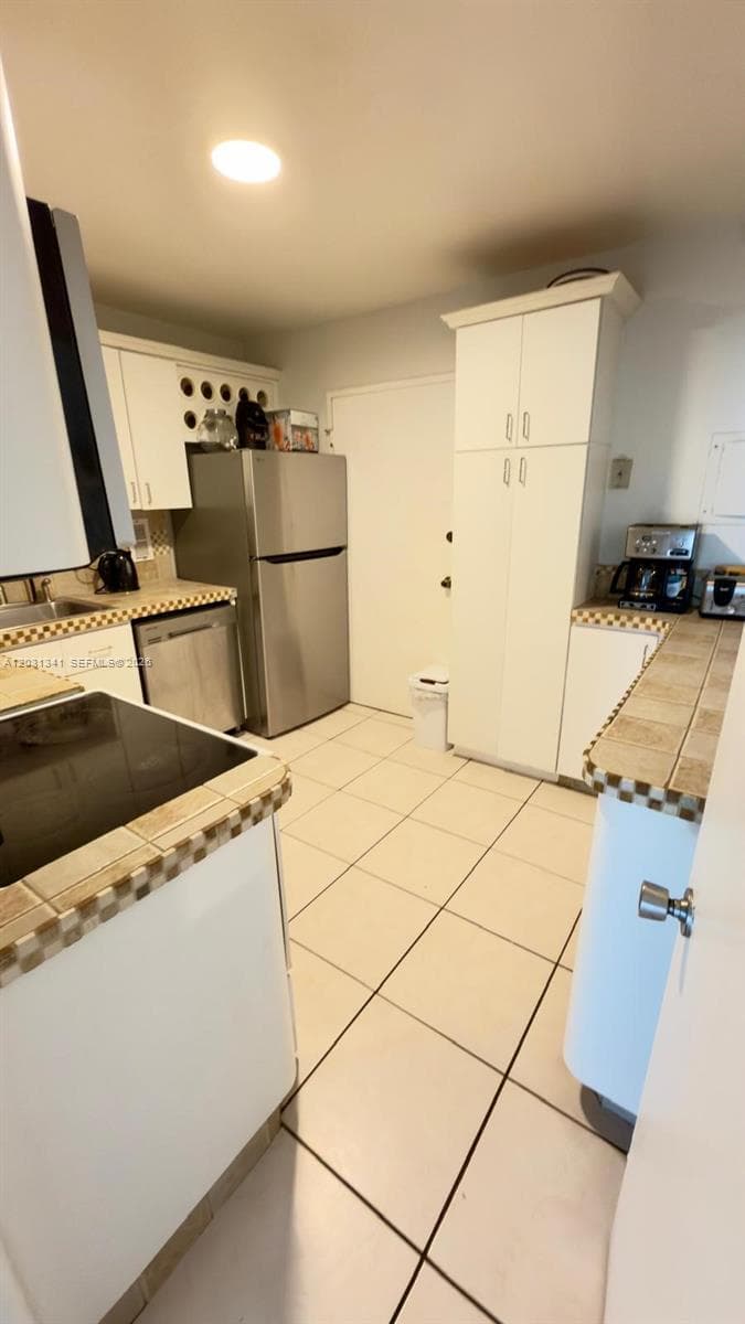 5555 Collins Ave 16W photo 6