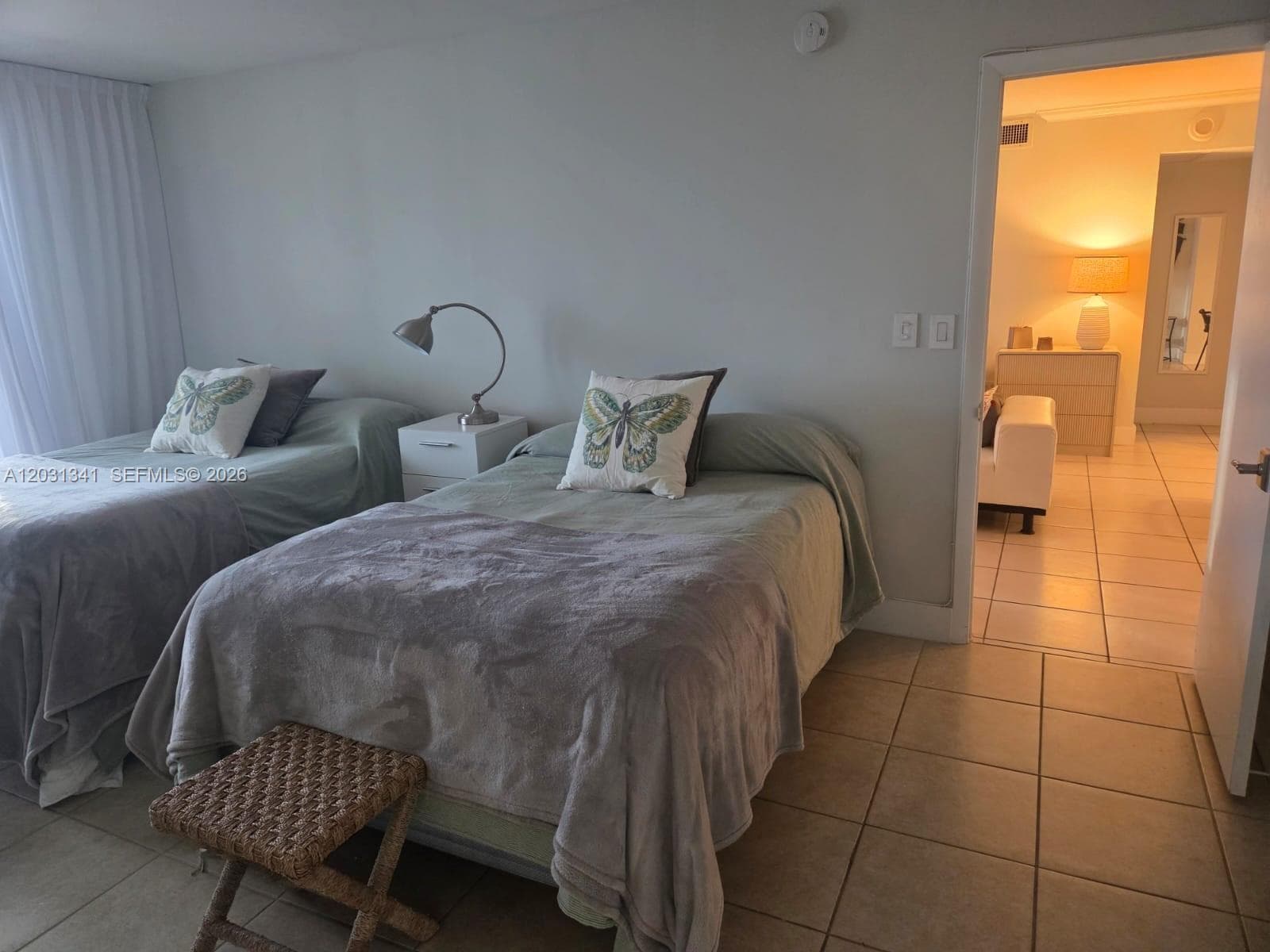 5555 Collins Ave 16W photo 11