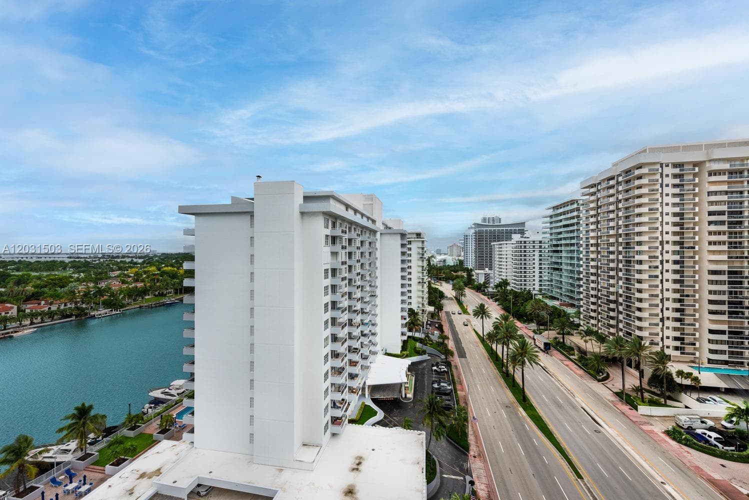 5660 Collins Ave #14C 3