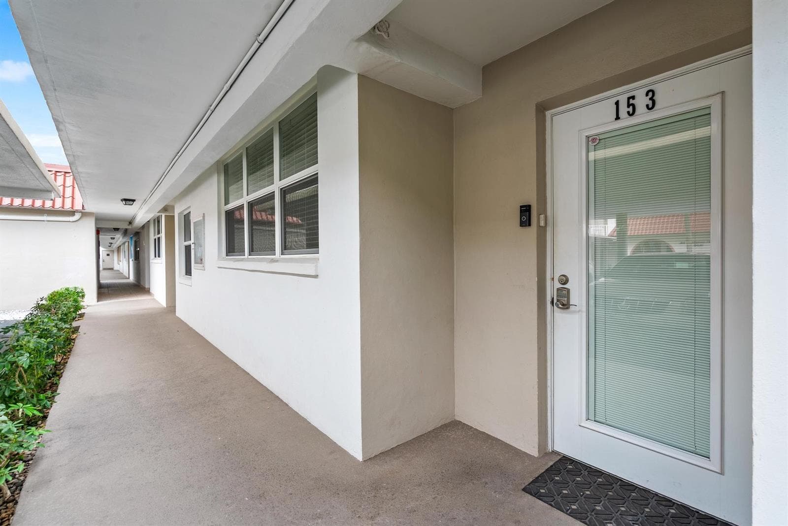 911 Gardenia Drive #153 4