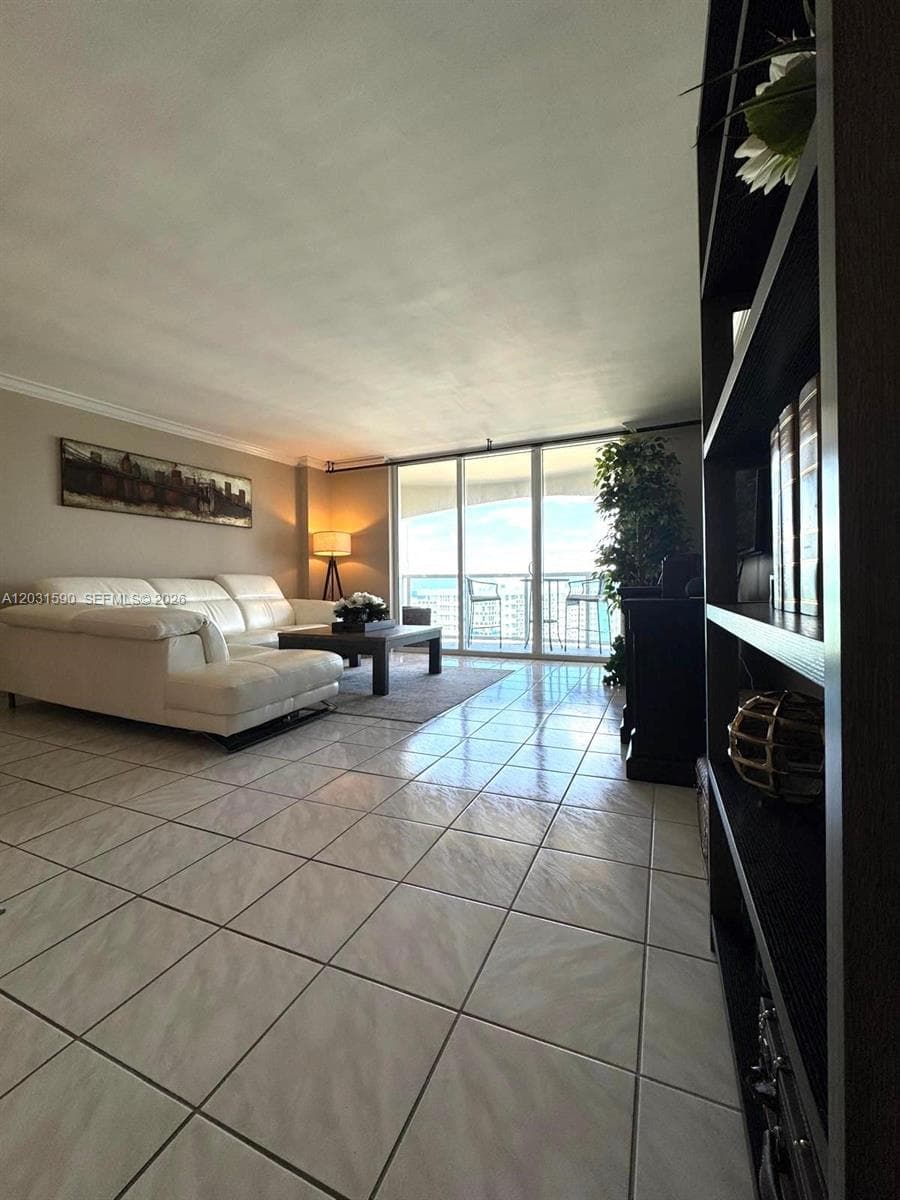 3800 S Ocean Dr 1816 (AVAILABLE NOW) photo 6