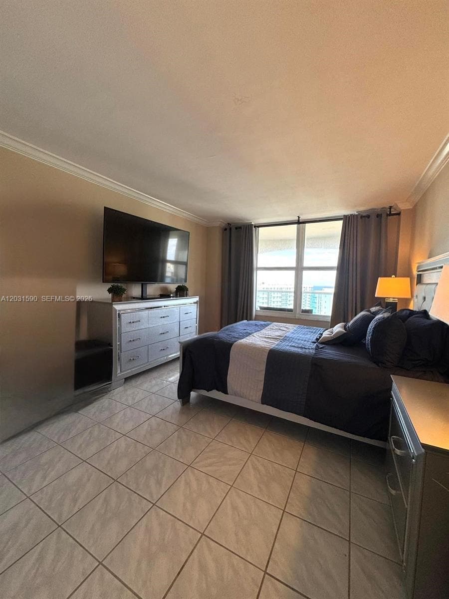 3800 S Ocean Dr 1816 (AVAILABLE NOW) photo 17