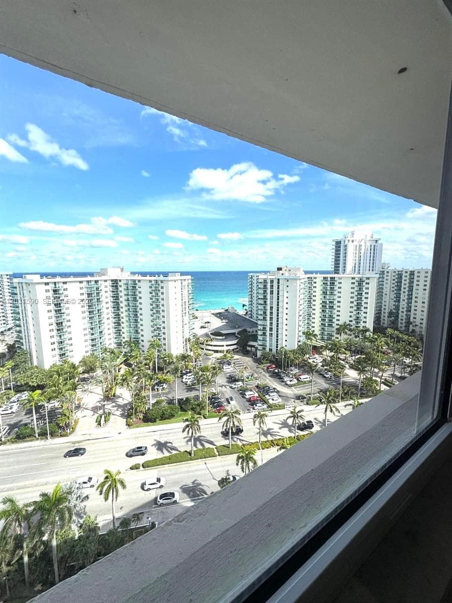 3800 S Ocean Dr 1816 (AVAILABLE NOW) photo 20