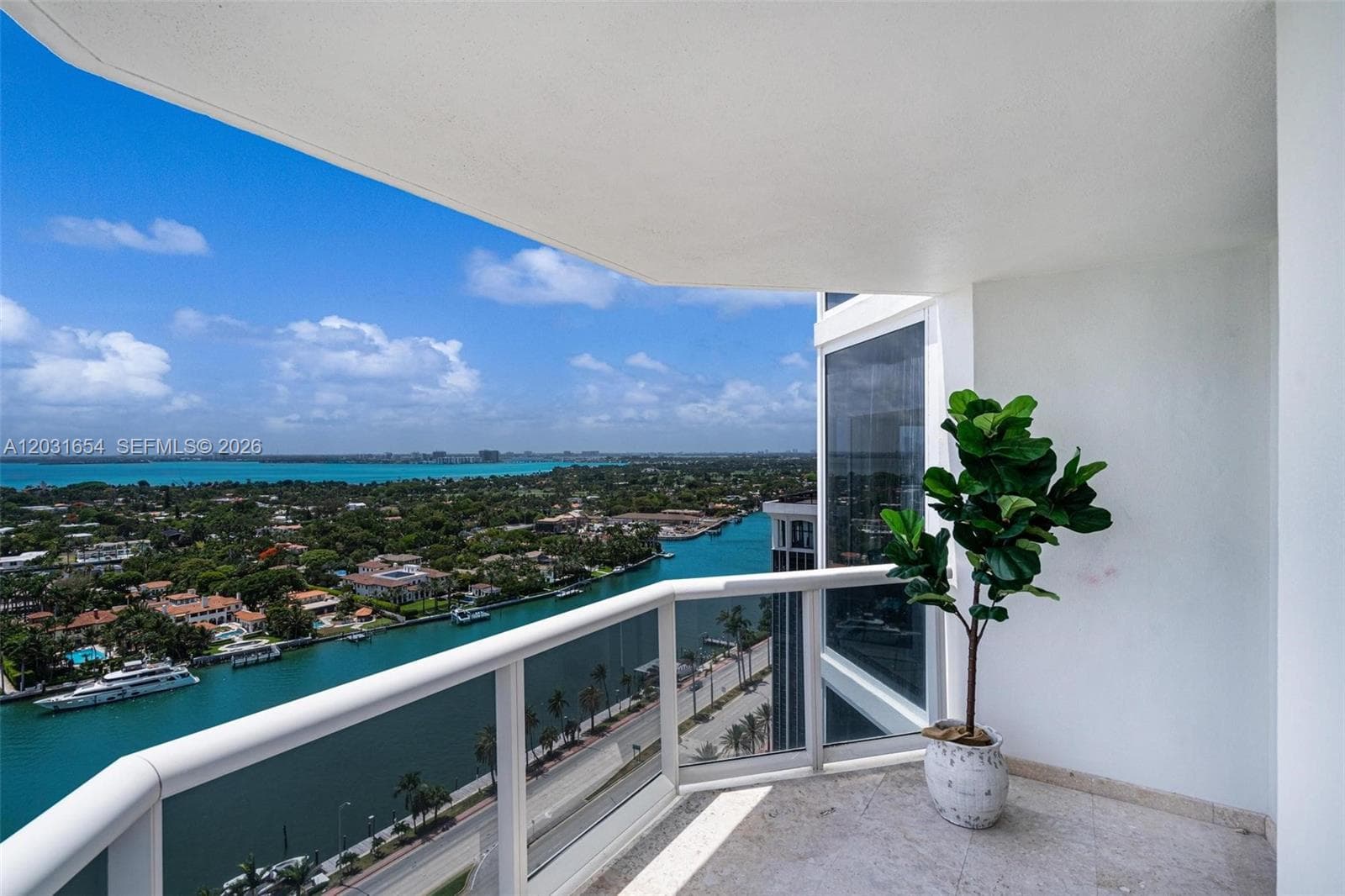 4779 Collins Ave 2305 photo 16