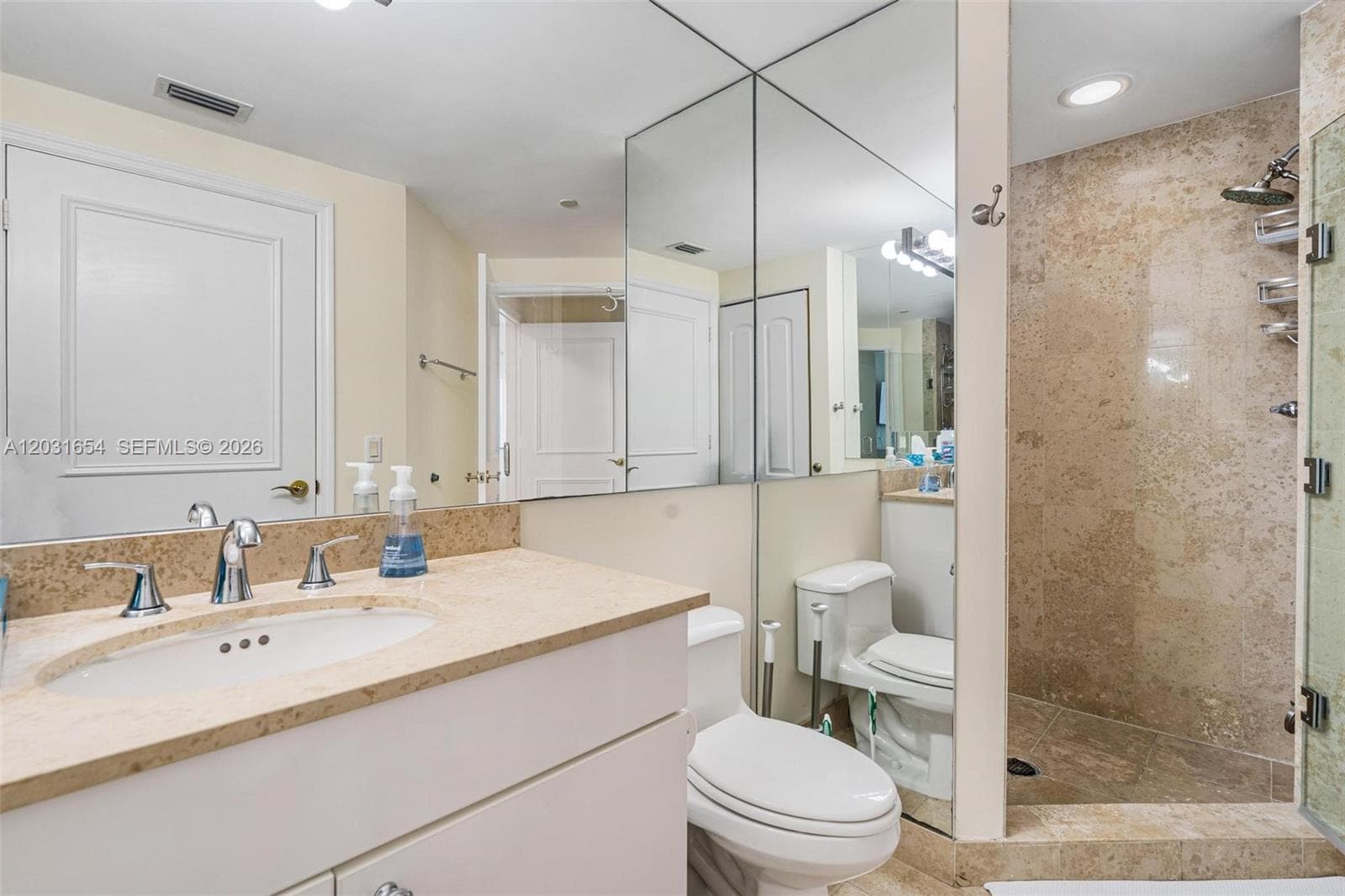 4779 Collins Ave 2305 photo 24