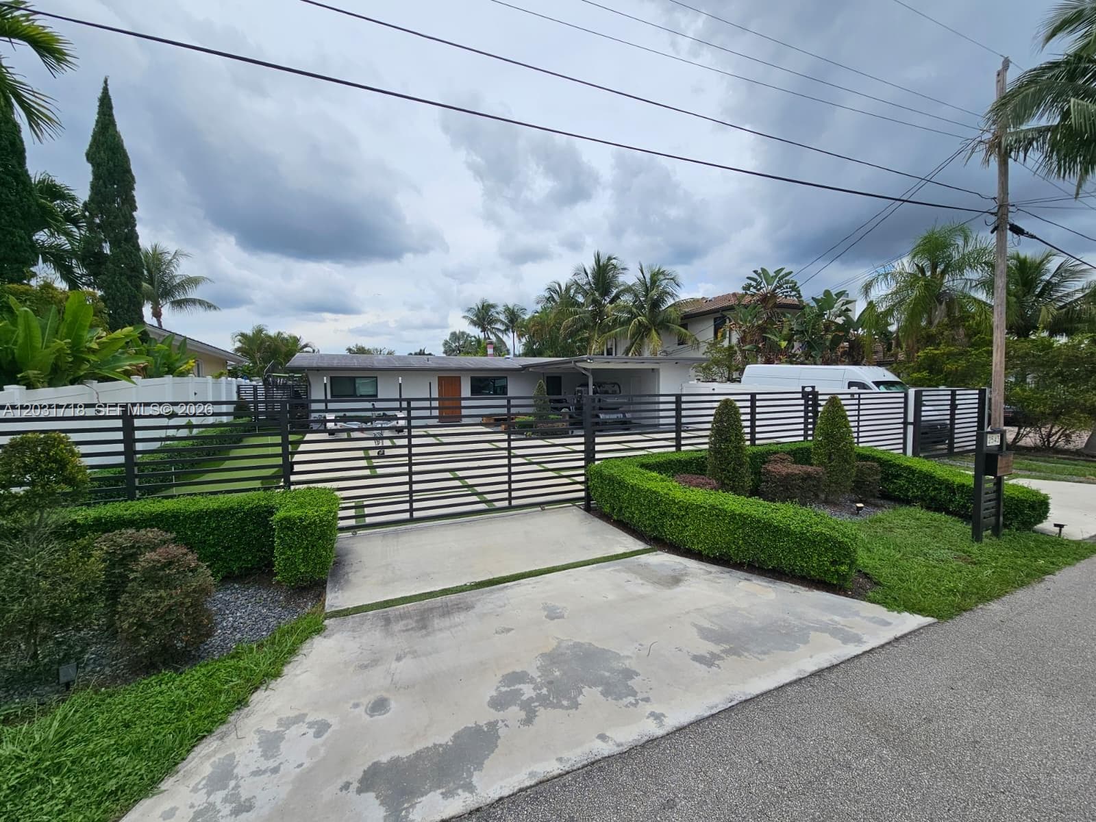 2543 Gulfstream Ln 2