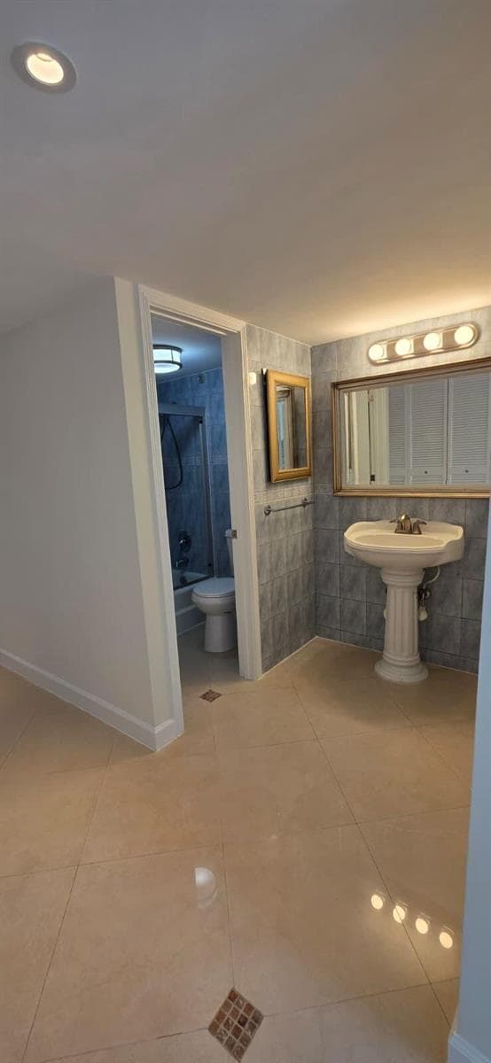 11111 Biscayne Boulevard Tower 2 - 4C or 427 photo 17