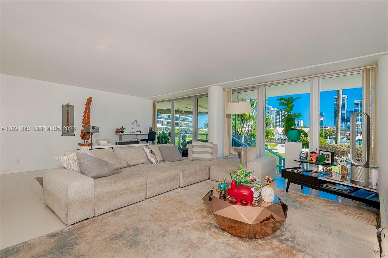 900 Bay Dr #122 2