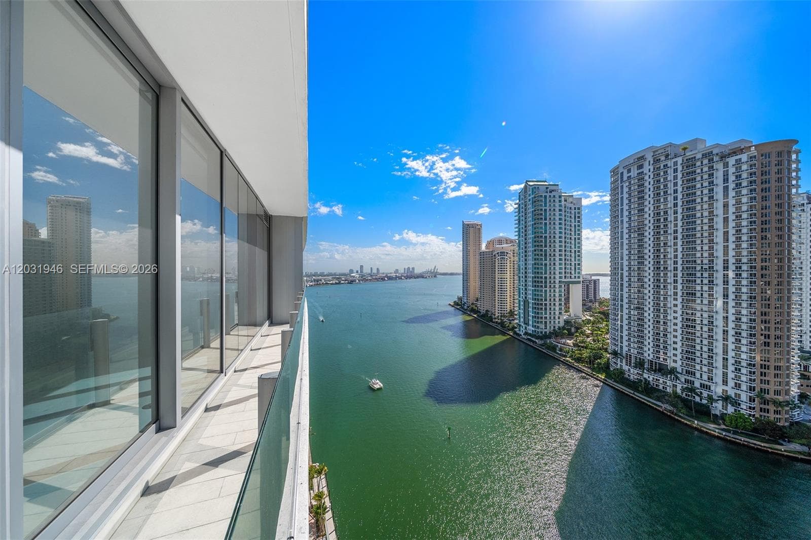 300 Biscayne Blvd Way 1904C photo 2