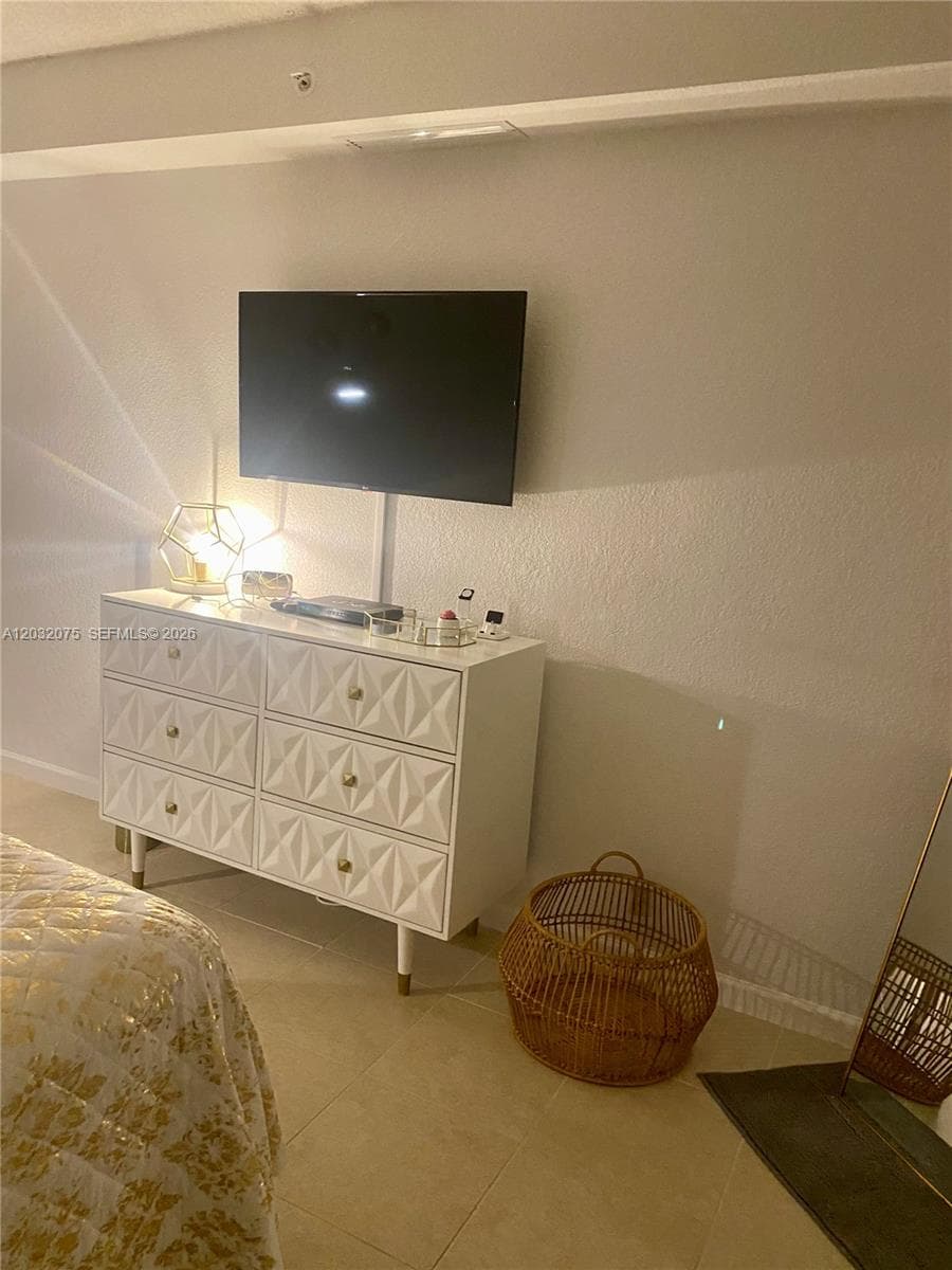 2501 S Ocean Dr 1002 (AVAILABLE AUG) photo 6