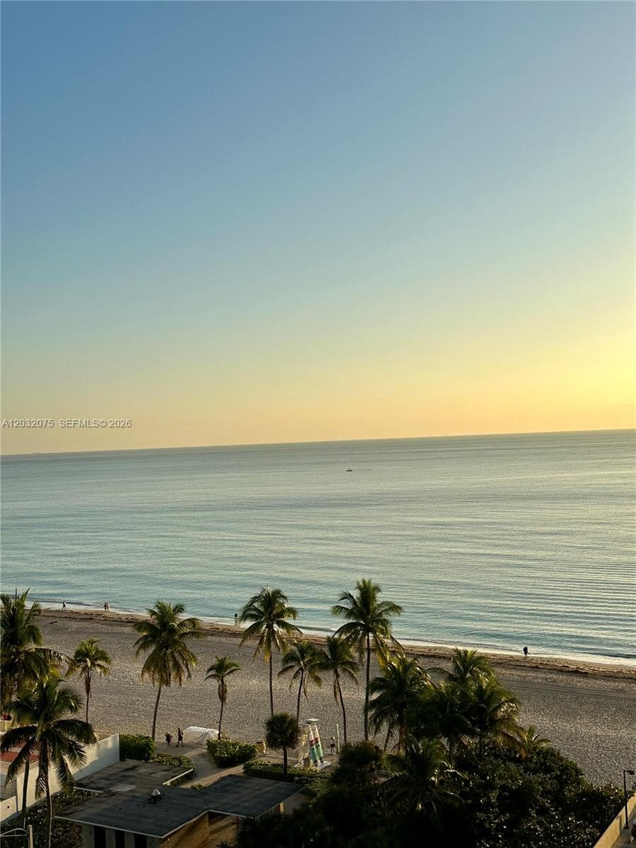 2501 S Ocean Dr 1002 (AVAILABLE AUG) photo 9