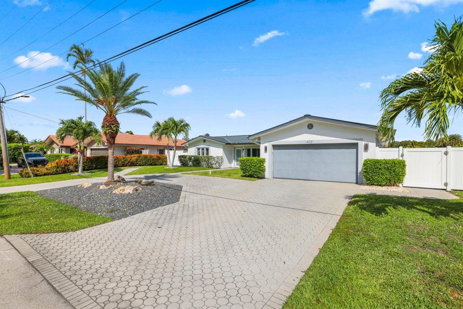 4021 NE 27th 3