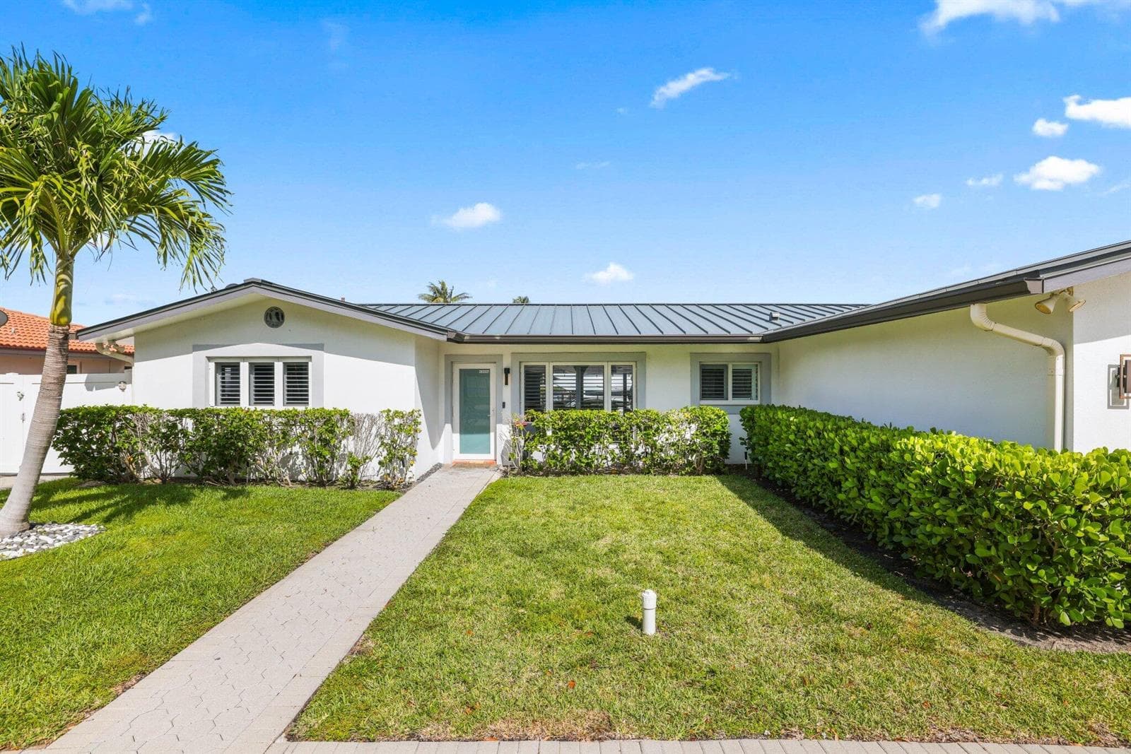 4021 NE 27th 5