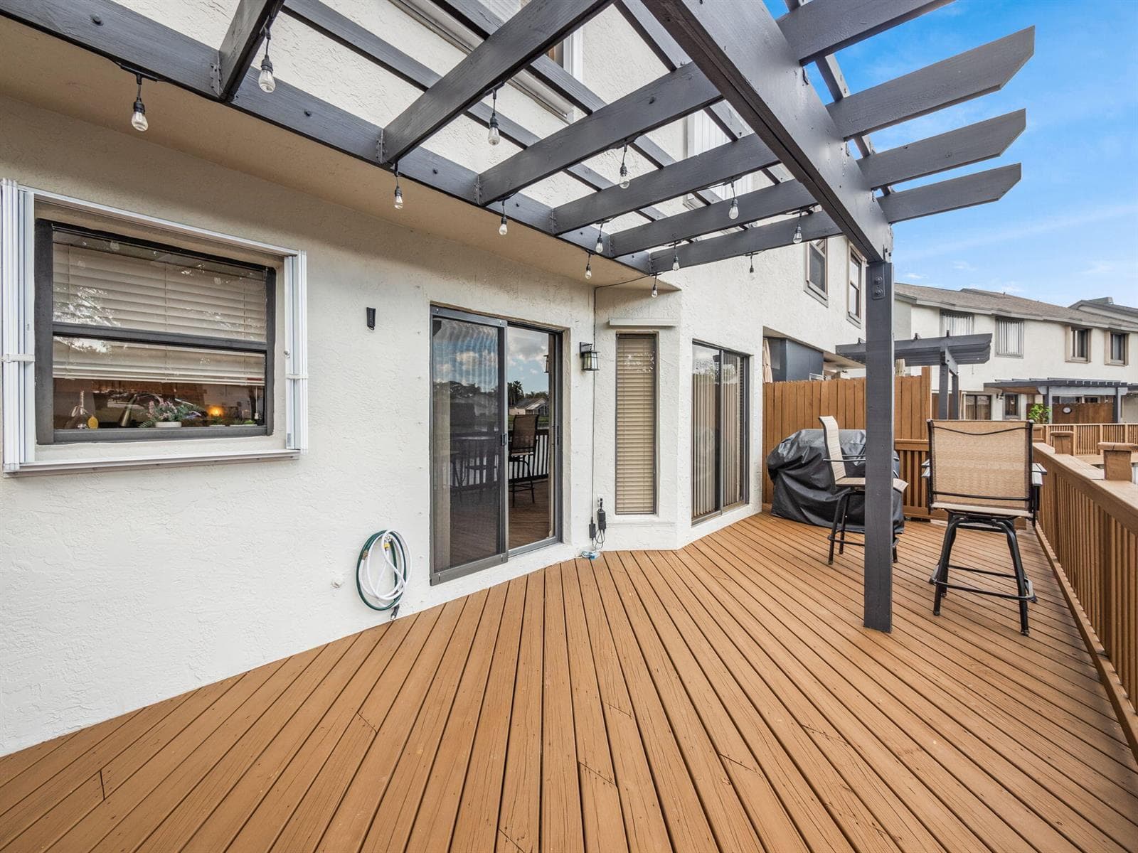 1103 Landings Boulevard photo 24