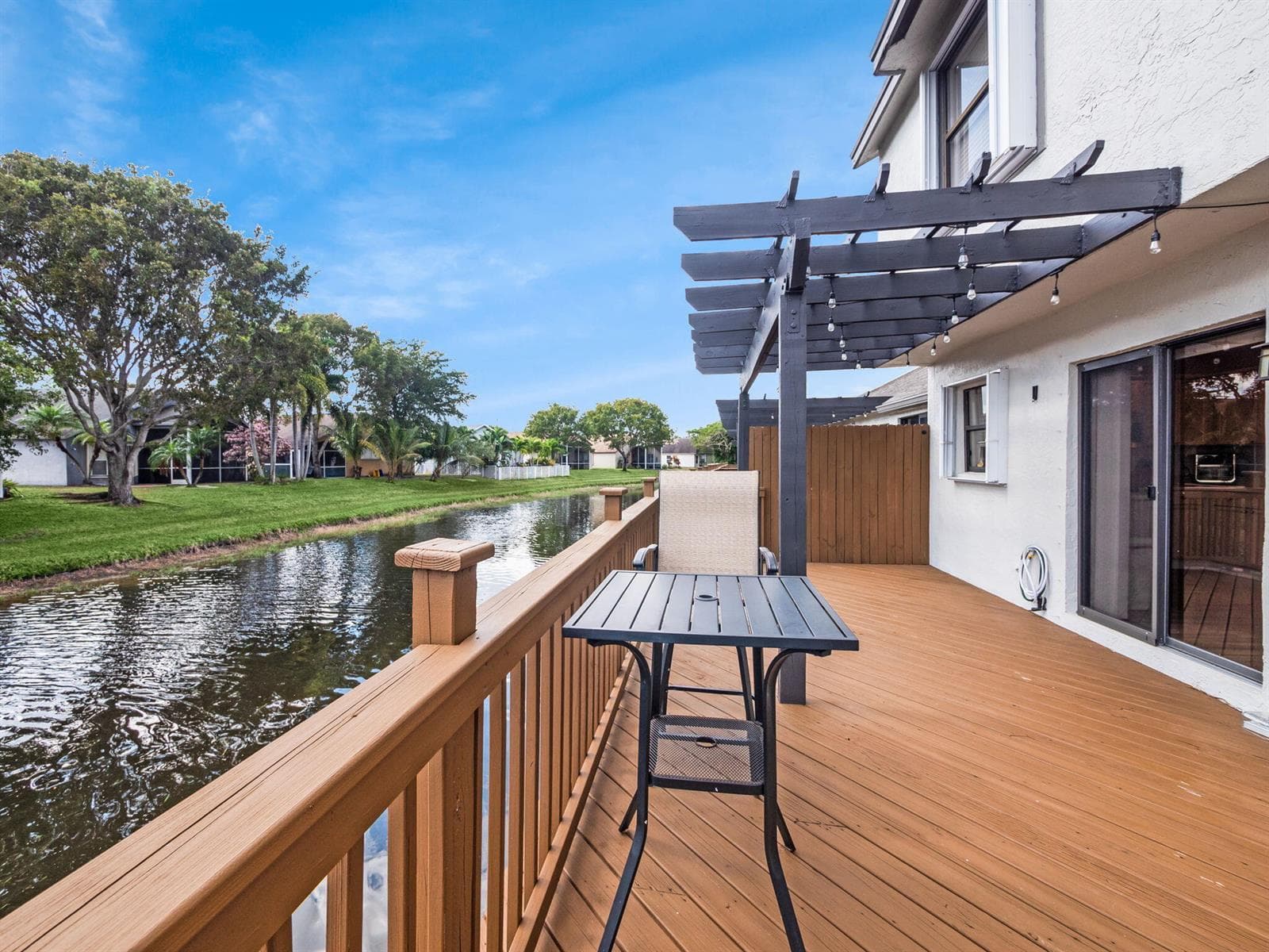 1103 Landings Boulevard photo 15