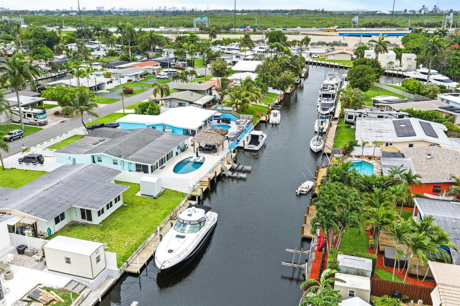 2637 Marathon Lane 3