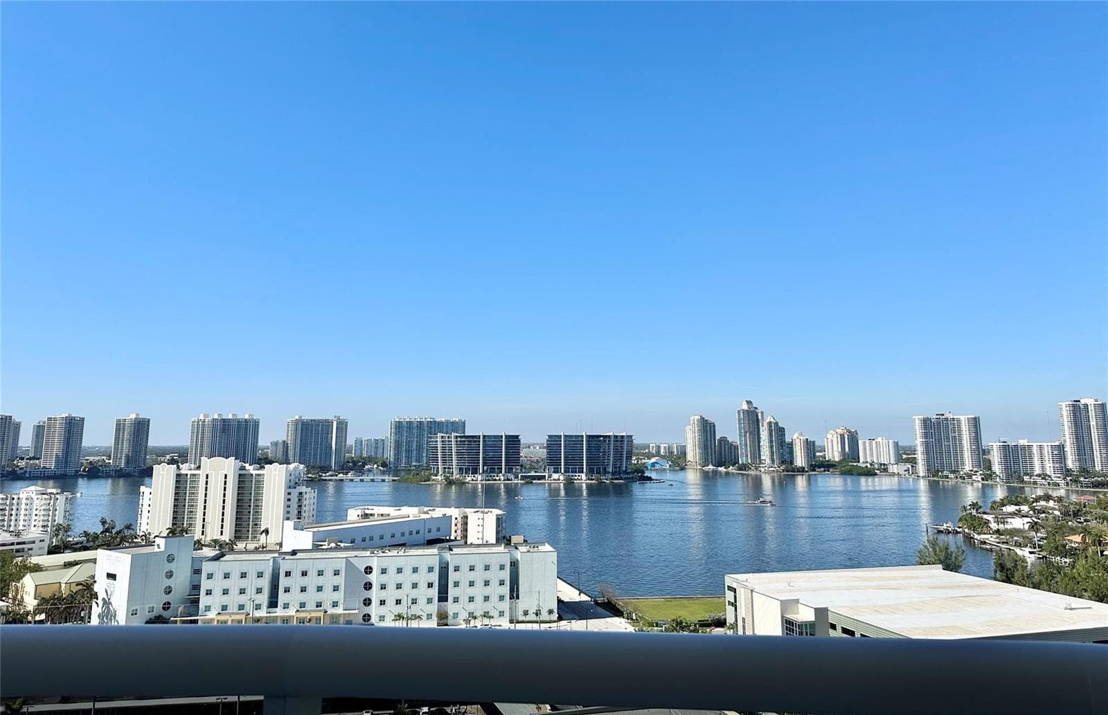 18201 Collins Avenue 1901 photo 15