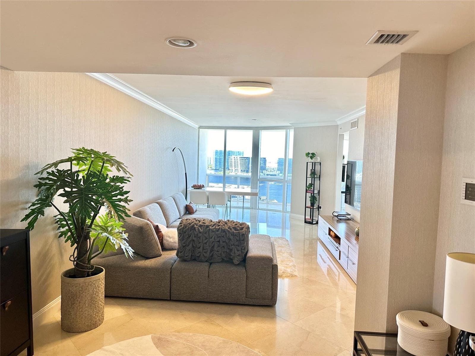 18201 Collins Avenue 1901 photo 19