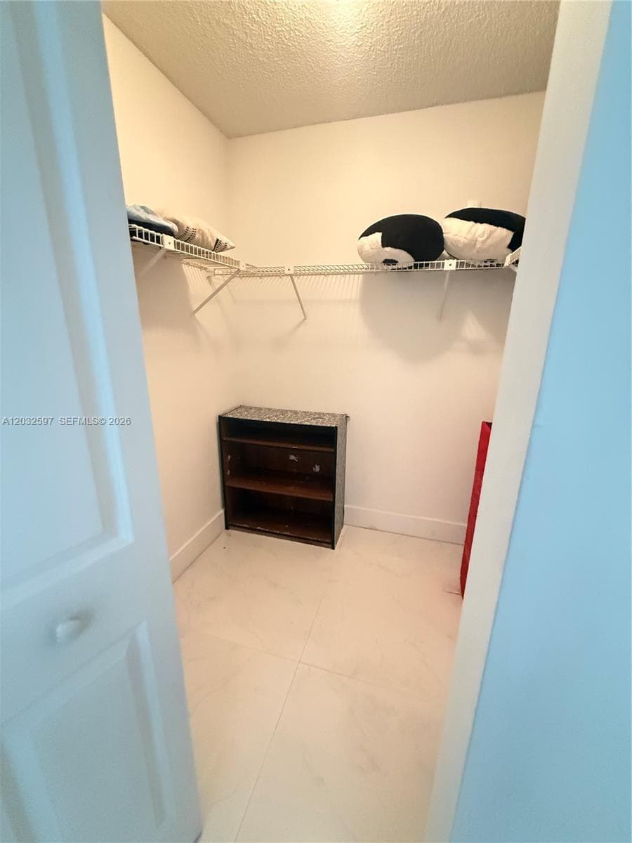 17021 N Bay Rd 103 photo 12