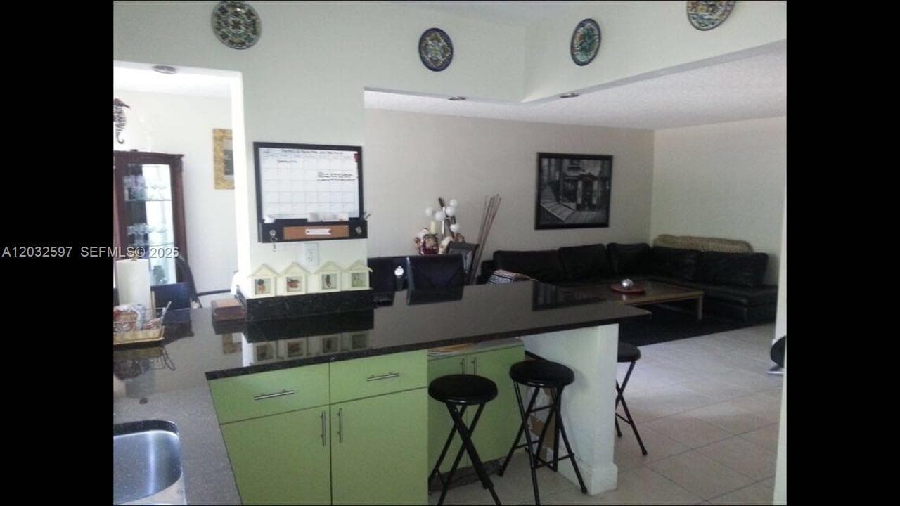 17021 N Bay Rd 103 photo 18