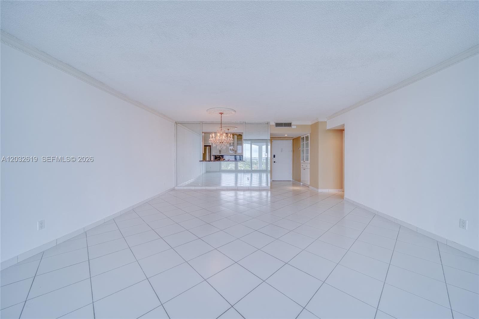 5401 Collins Ave 1135 photo 6