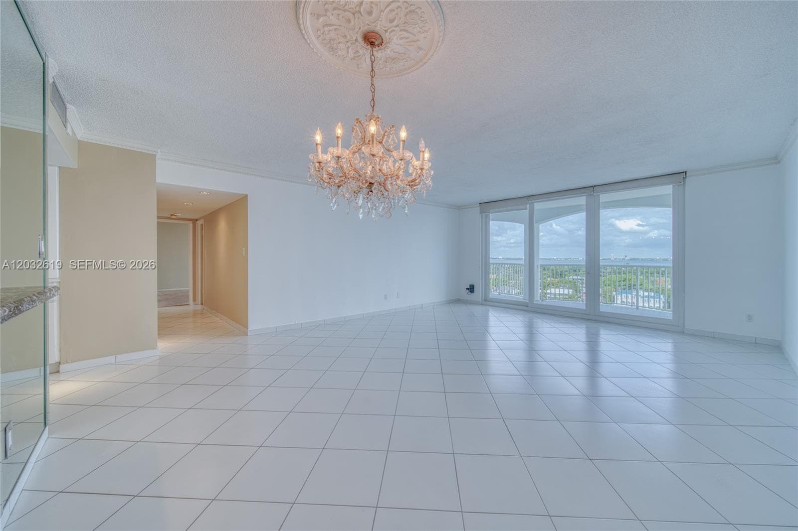 5401 Collins Ave 1135 photo 7