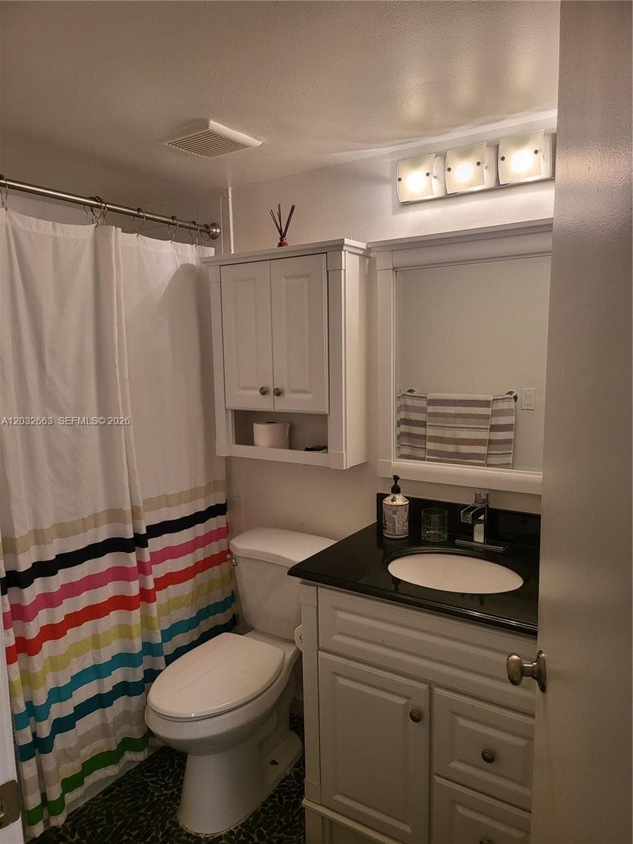 290 174th St M19 photo 21