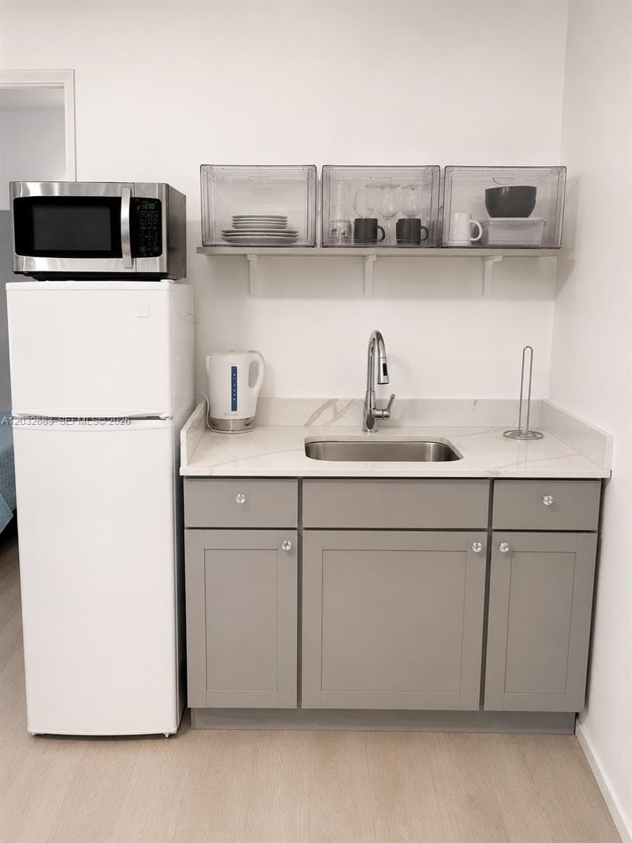 26 Diplomat Pkwy #2263 3