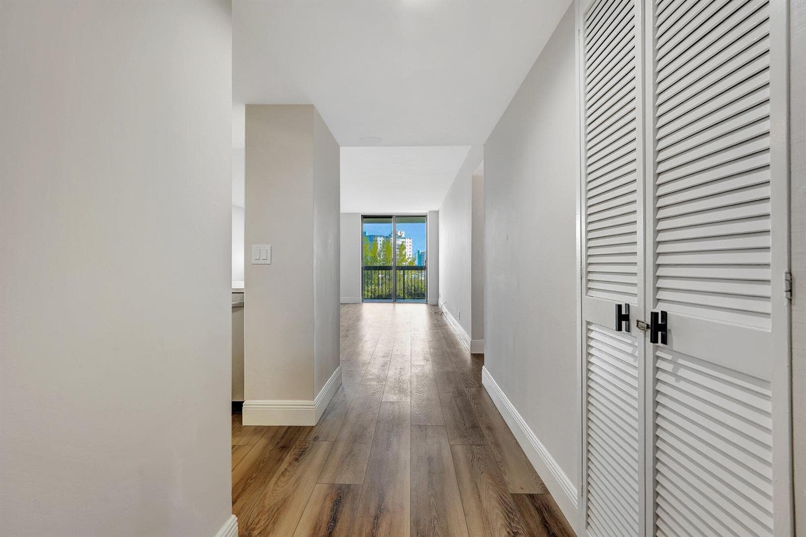 2900 NE 14th Street Causeway #602 4