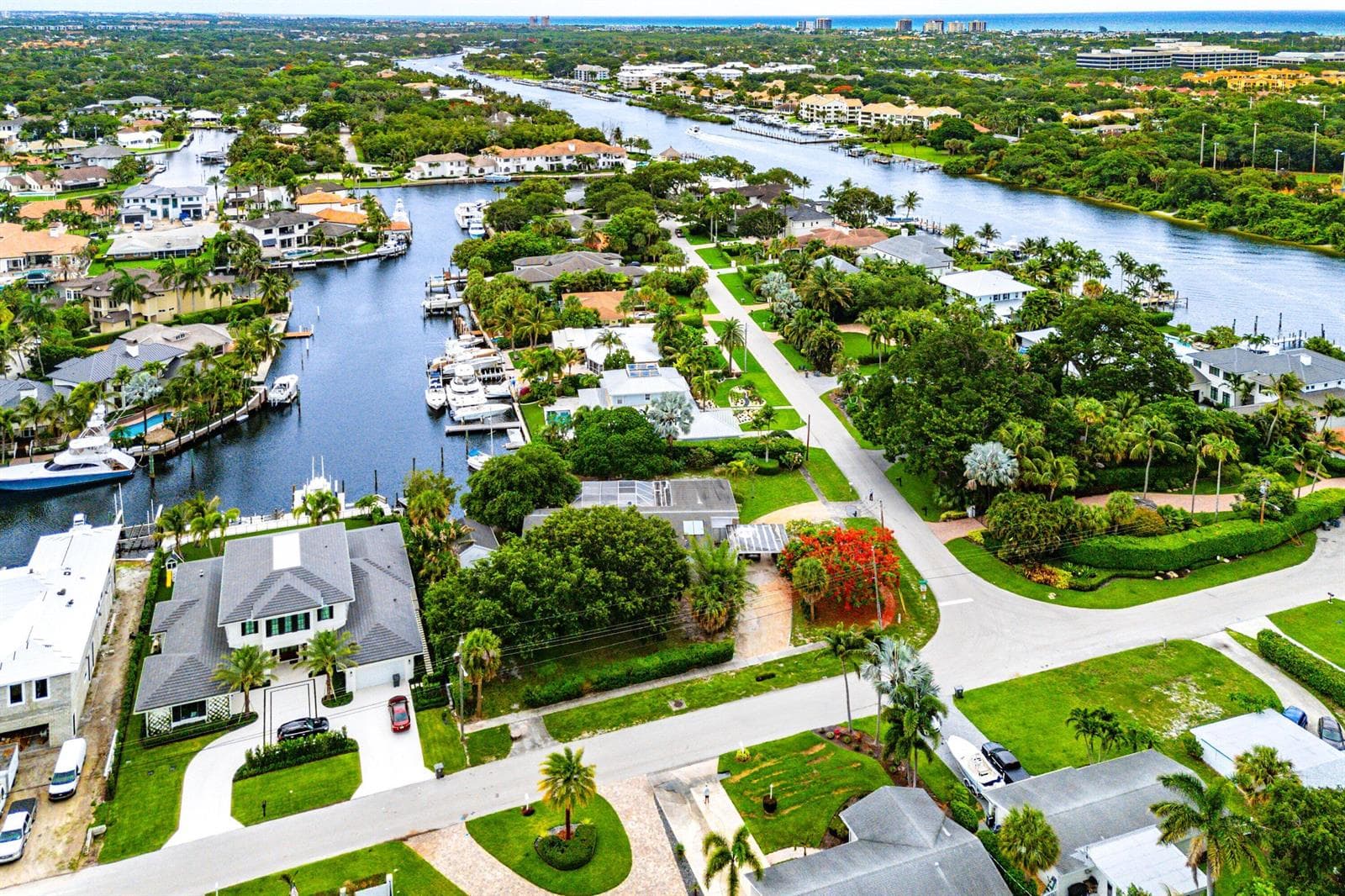 12019 N Edgewater Drive 5
