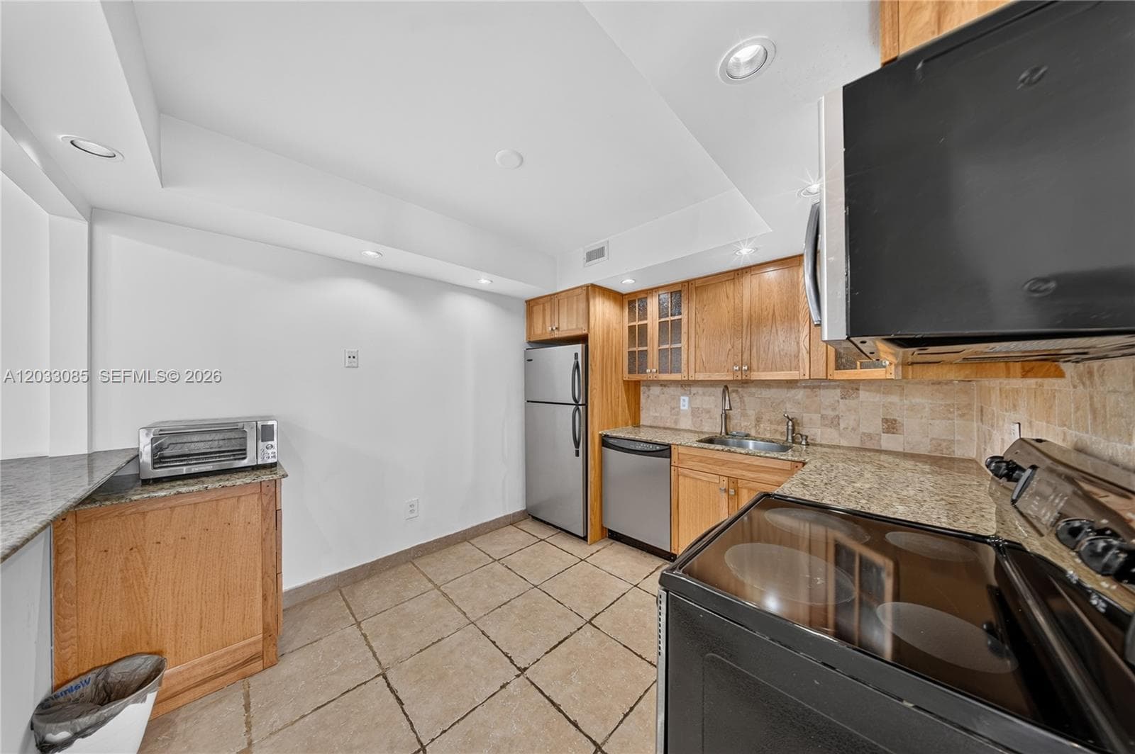 5600 Collins Ave 7W photo 18