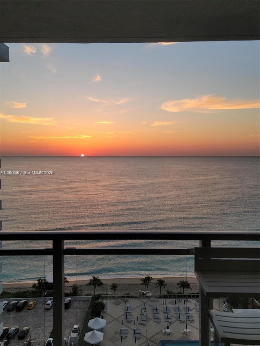 2030 S Ocean Dr 1815 photo 1