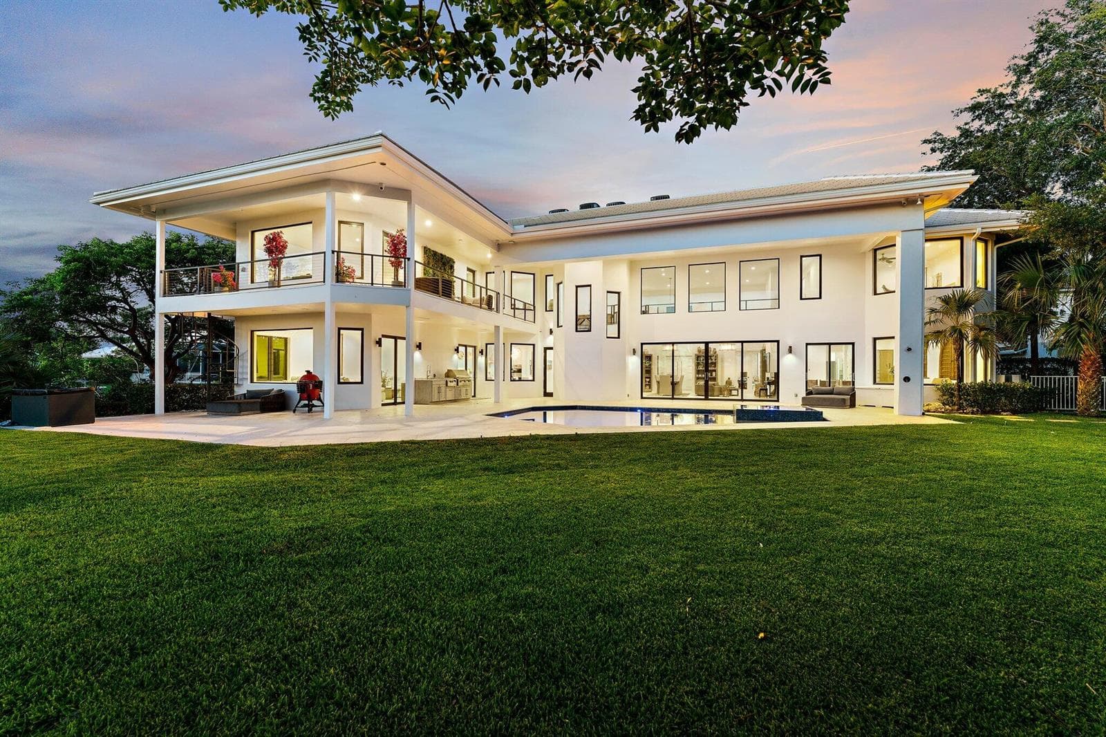 8818 SE Riverfront Terrace 1