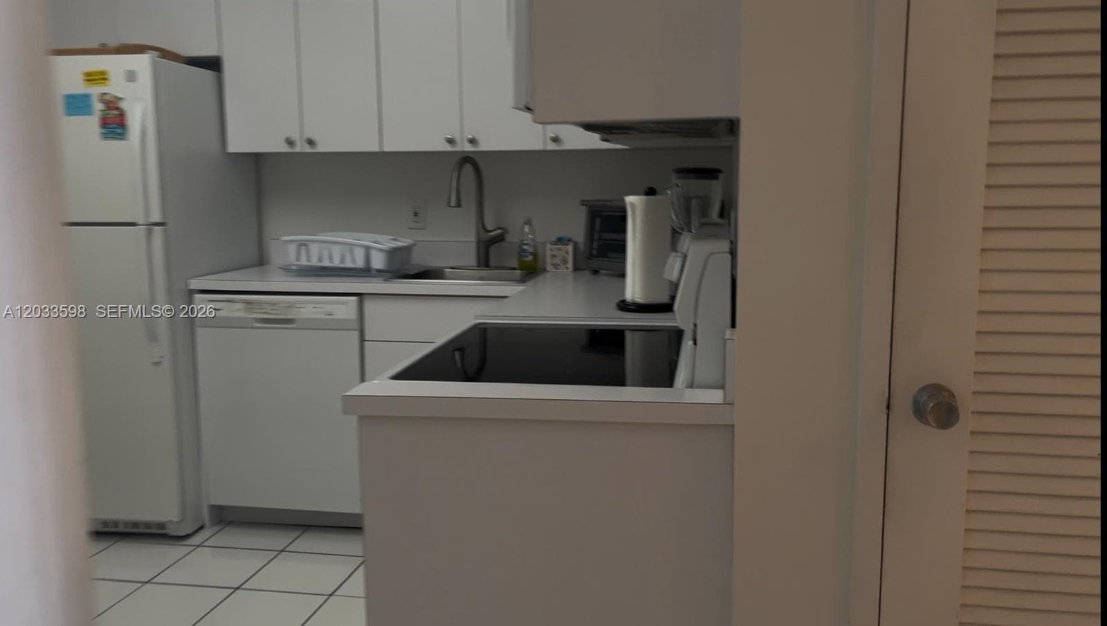 5161 Collins Ave 1702 photo 4