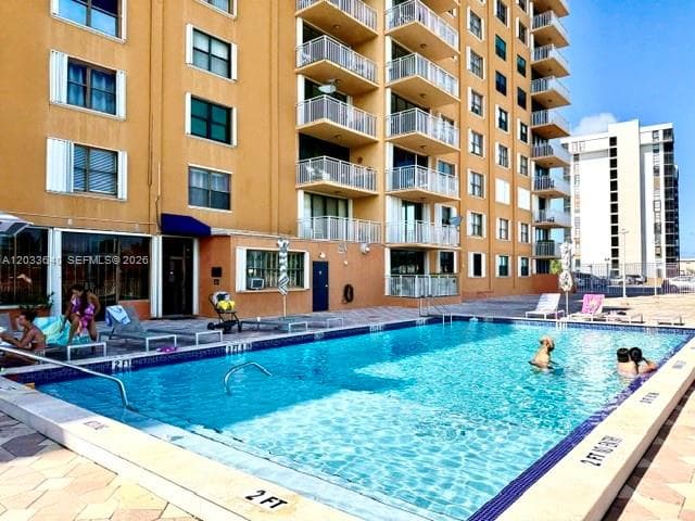 2450 NE 135th St #704 1