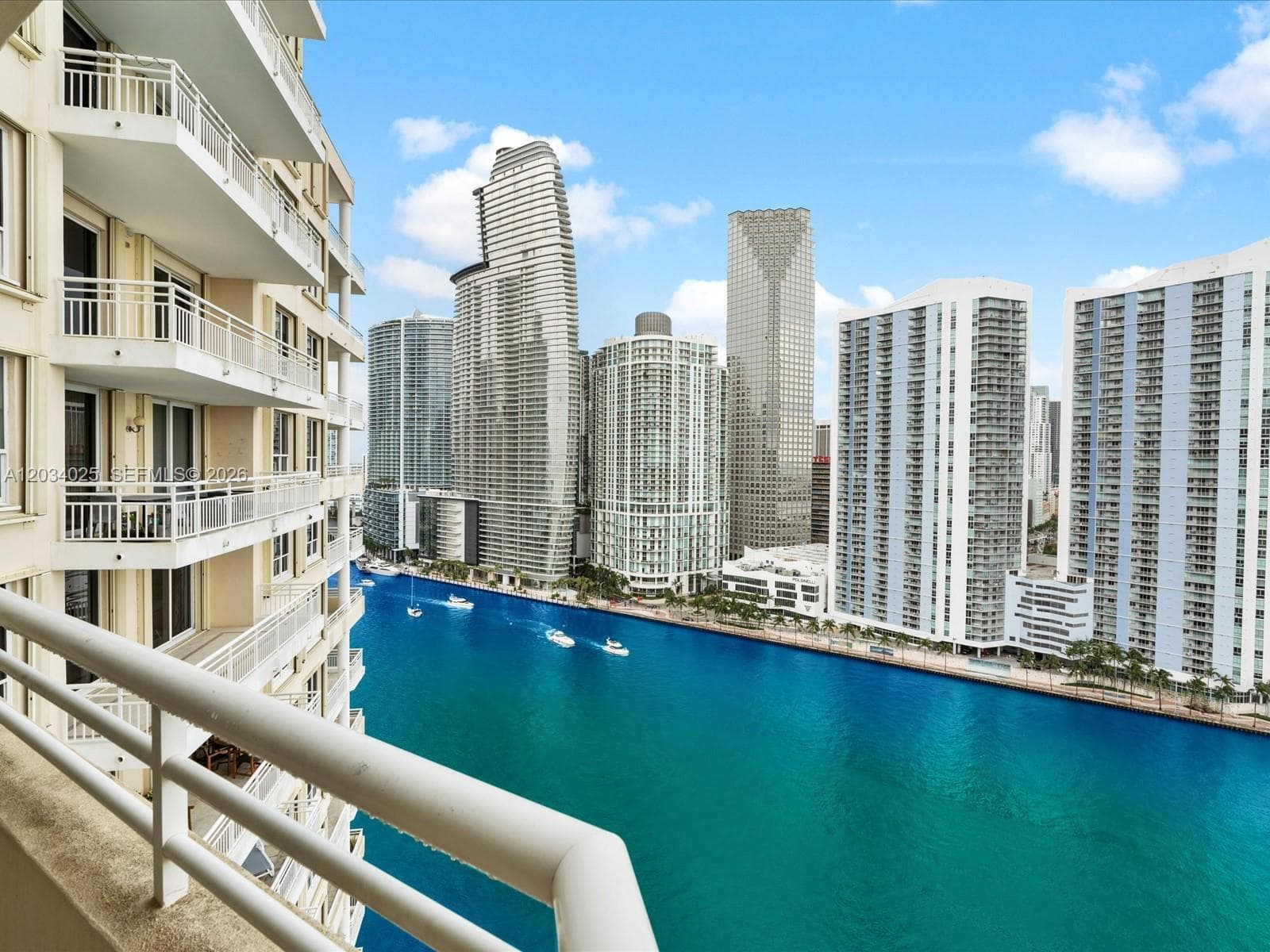 888 Brickell Key Dr 2510 photo 7