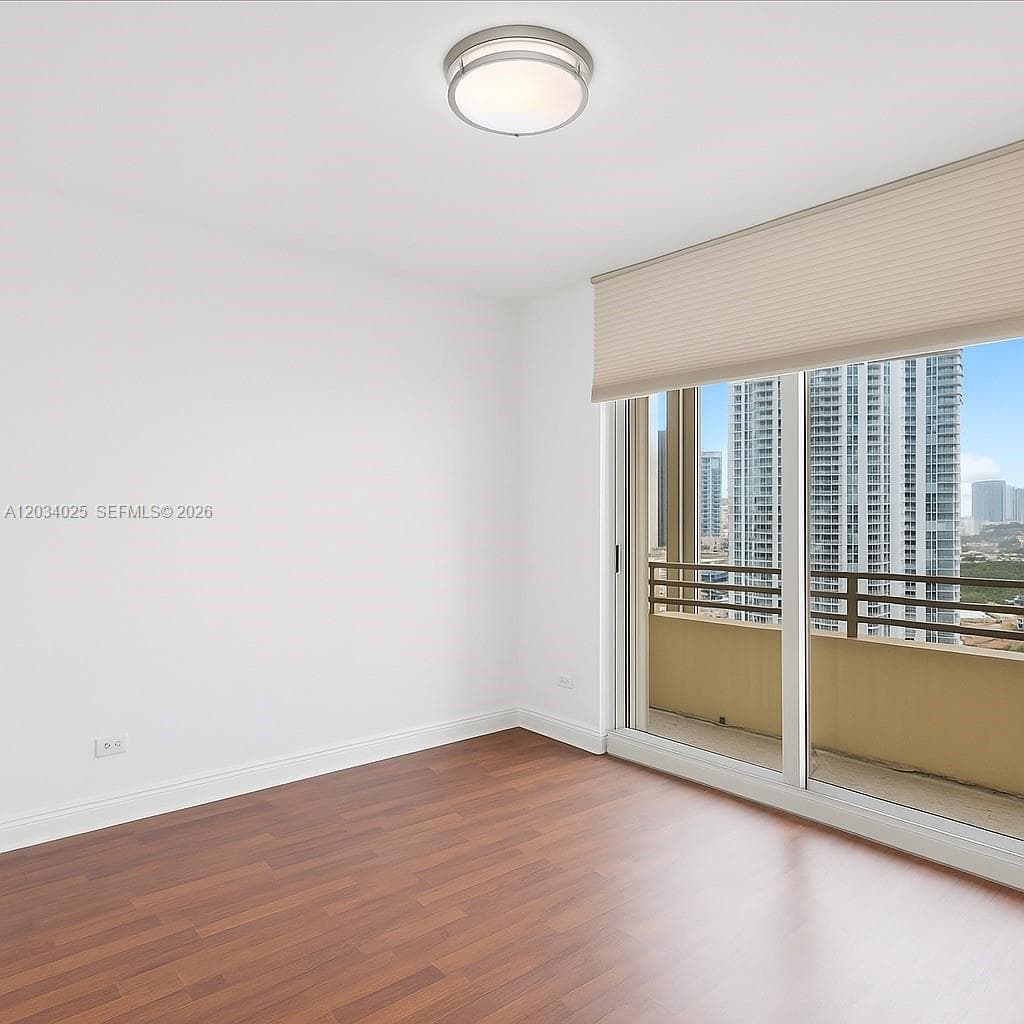 888 Brickell Key Dr 2510 photo 14