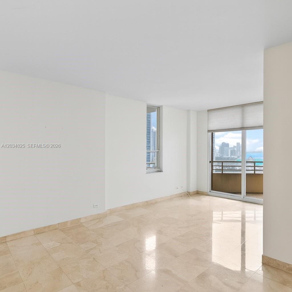 888 Brickell Key Dr 2510 photo 8